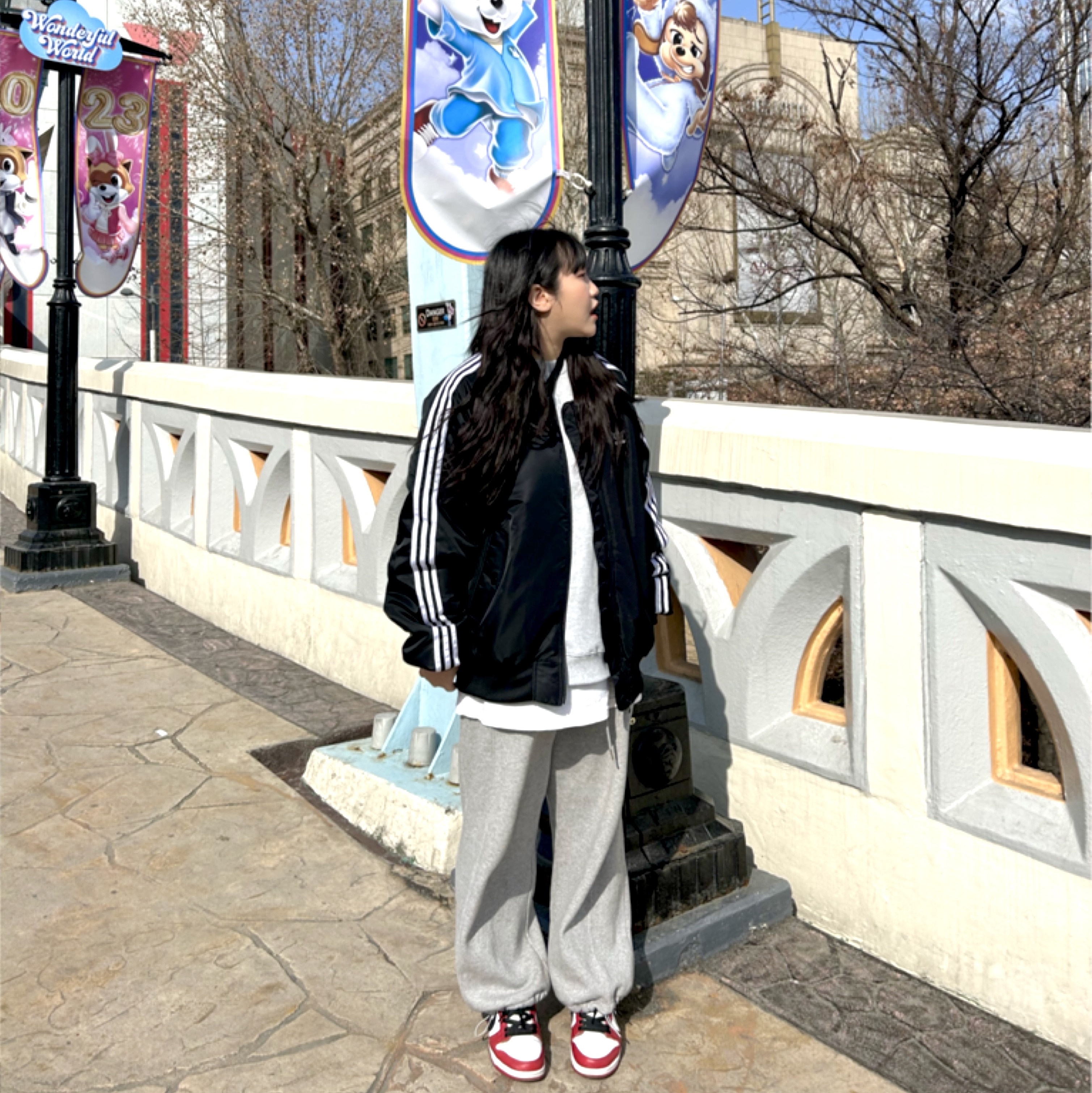Zara x Ader Error Oversize Sweatshirt Grey, Nike SB Dunk Low Pro Chicago 착용 스타일 - 2