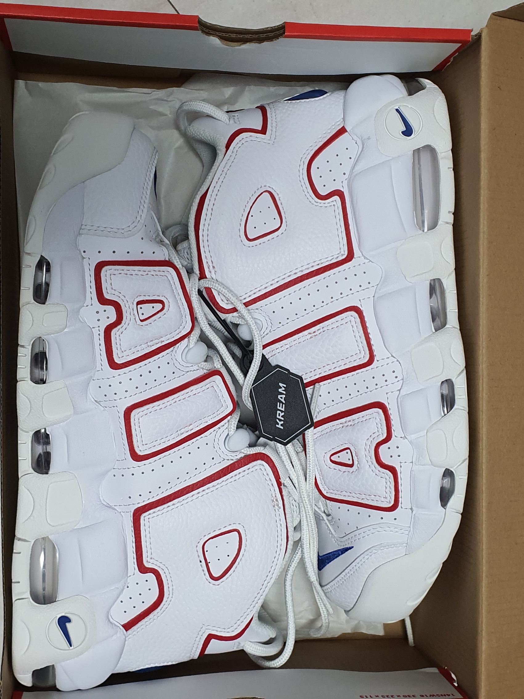 Nike Air More Uptempo 96 White University Red 착용 스타일