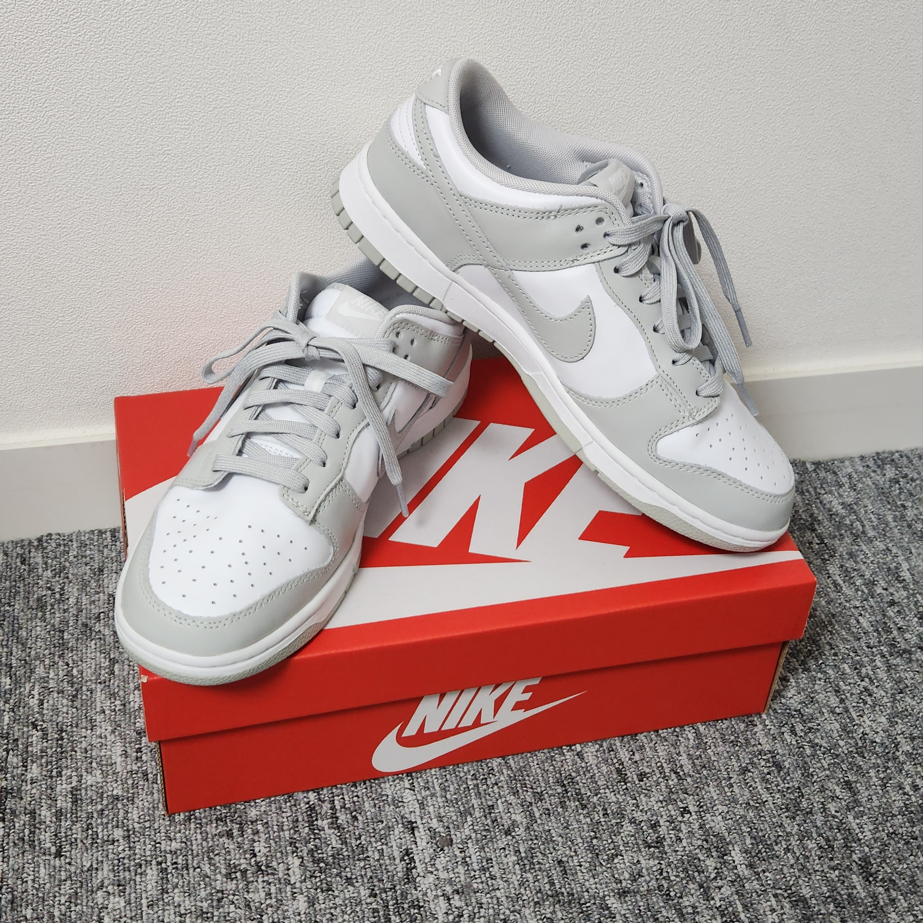 Nike Dunk Low Retro Grey Fog 착용 스타일