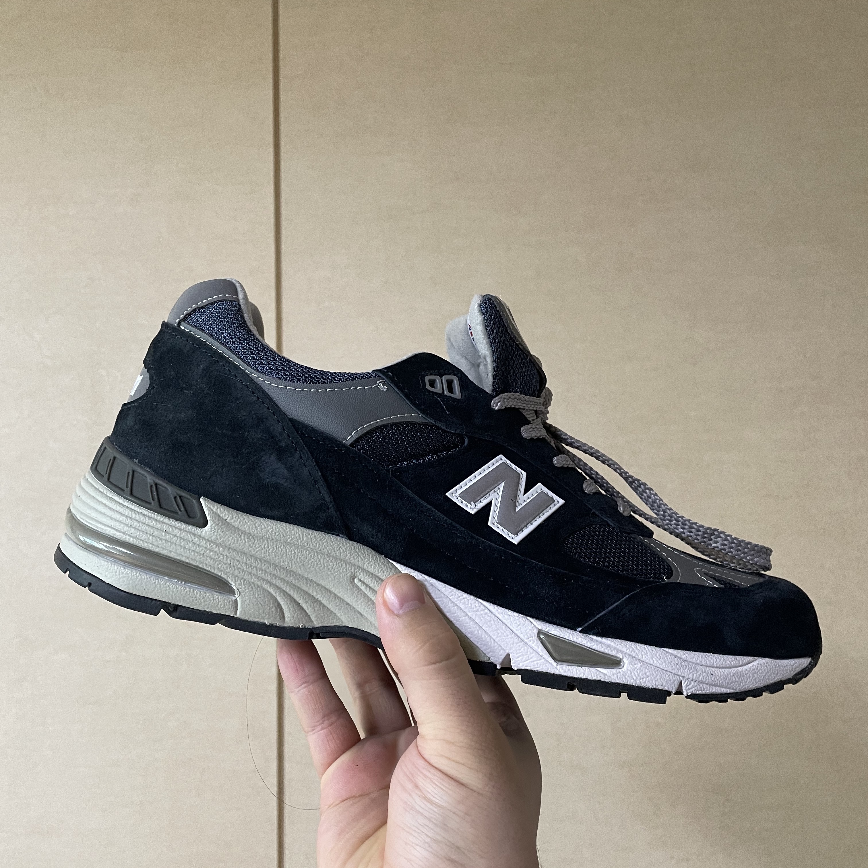 New Balance 991 Made in UK Navy 착용 스타일