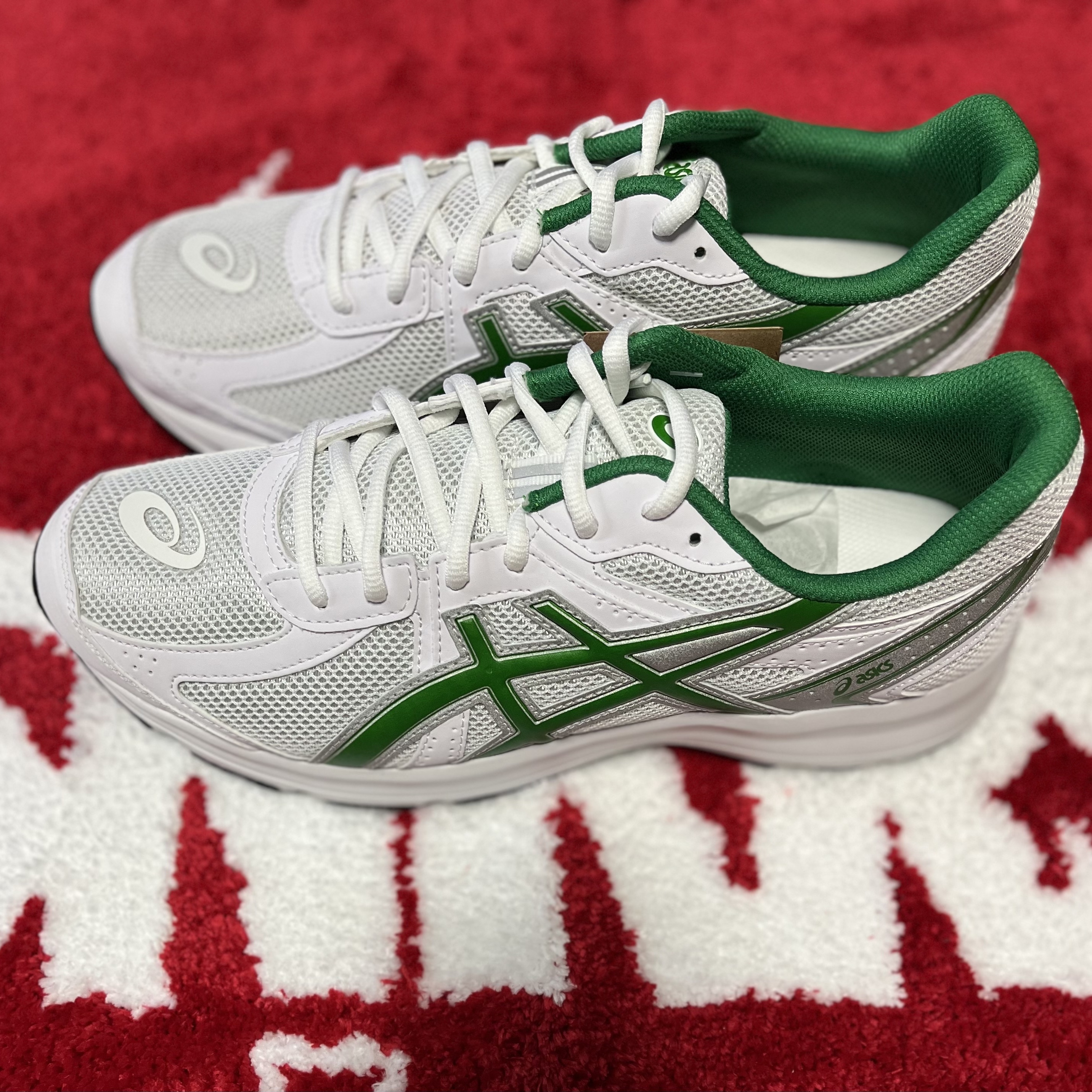 Asics Jog 100 S White Green - 2E Wide 착용 스타일