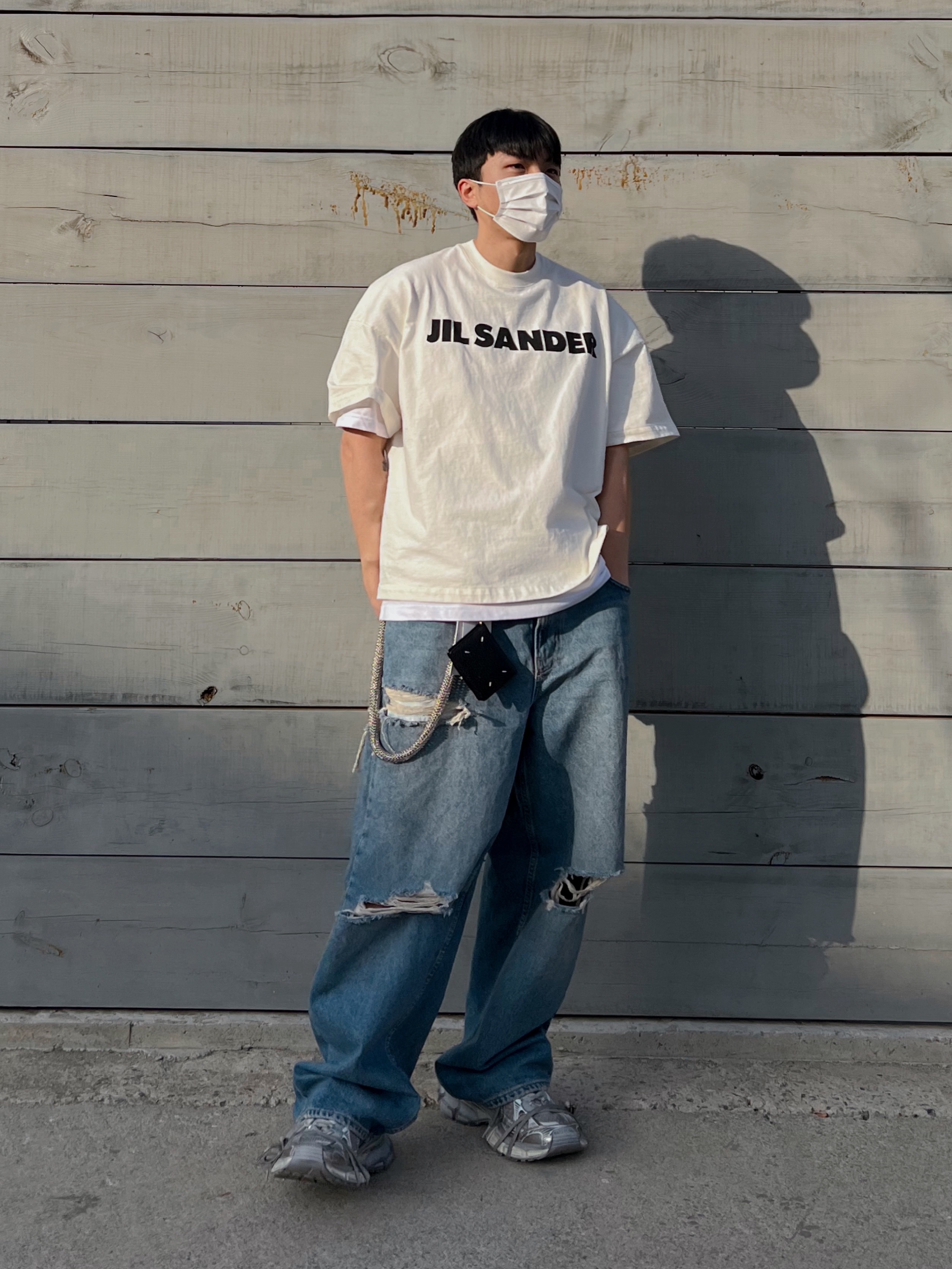 Jil Sander Logo T-Shirt Natural - 22FW, Balenciaga 3XL Sneakers Light Beige 착용 스타일 - 1