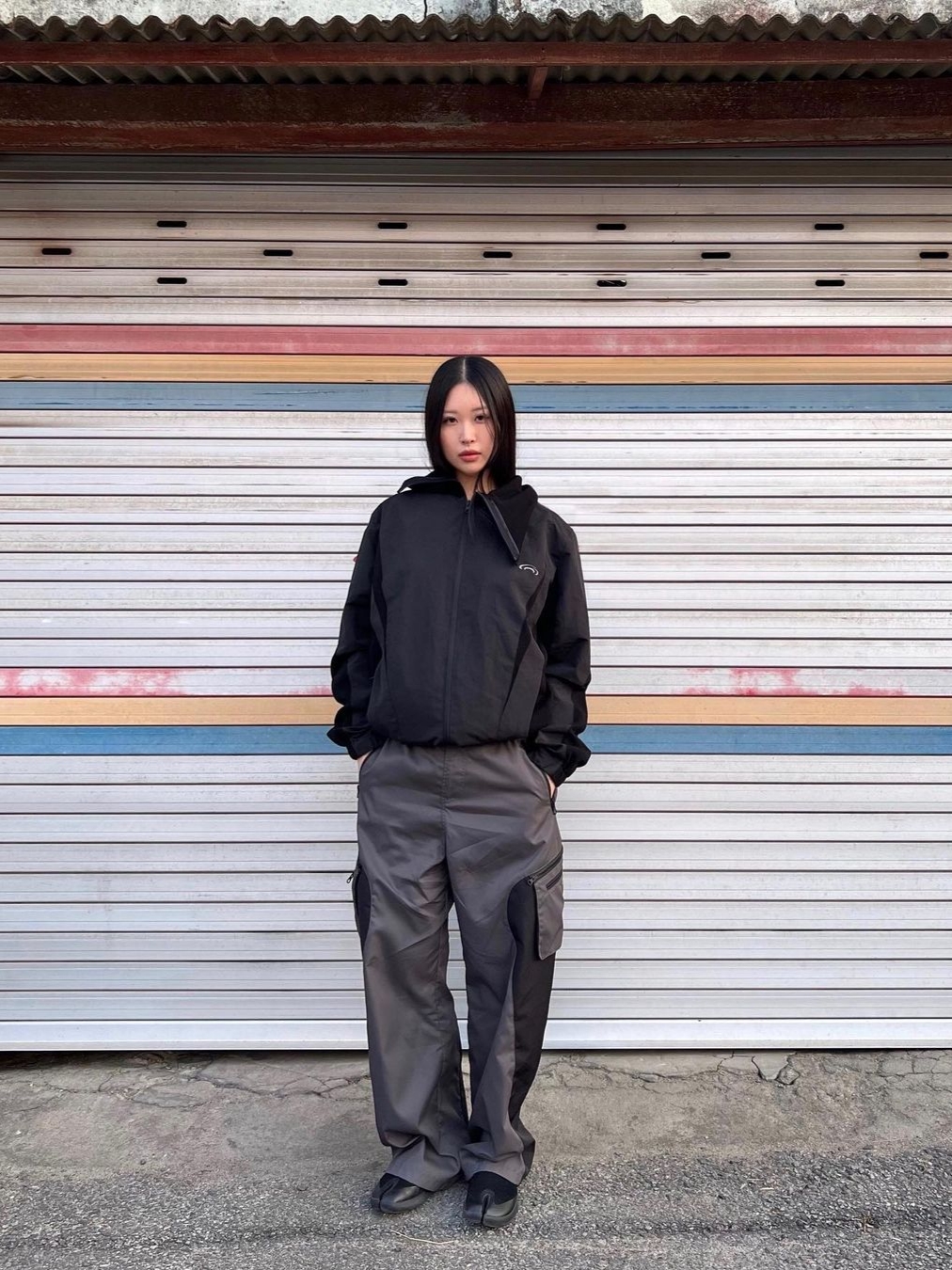 Art Of Field Balaclava Jacket Black, Art Of Field Coaptation Pocket Cargo Pants Dark Gray 착용 스타일
