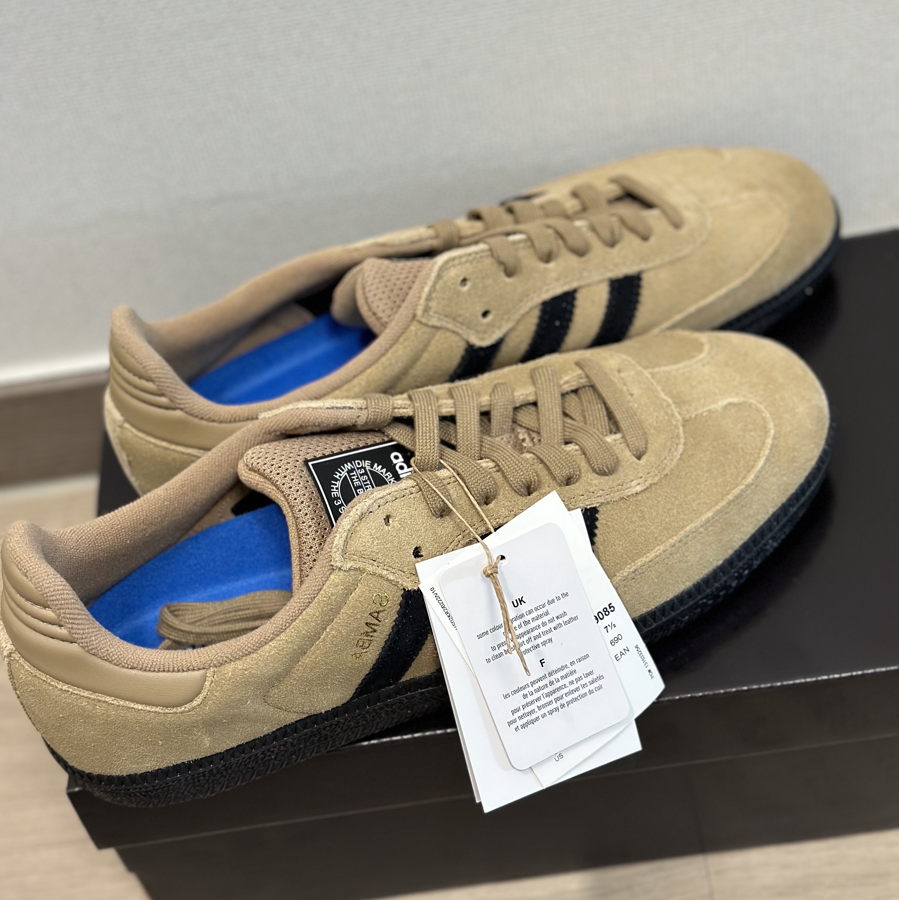 Adidas Samba ADV Cardboard 착용 스타일 - 2