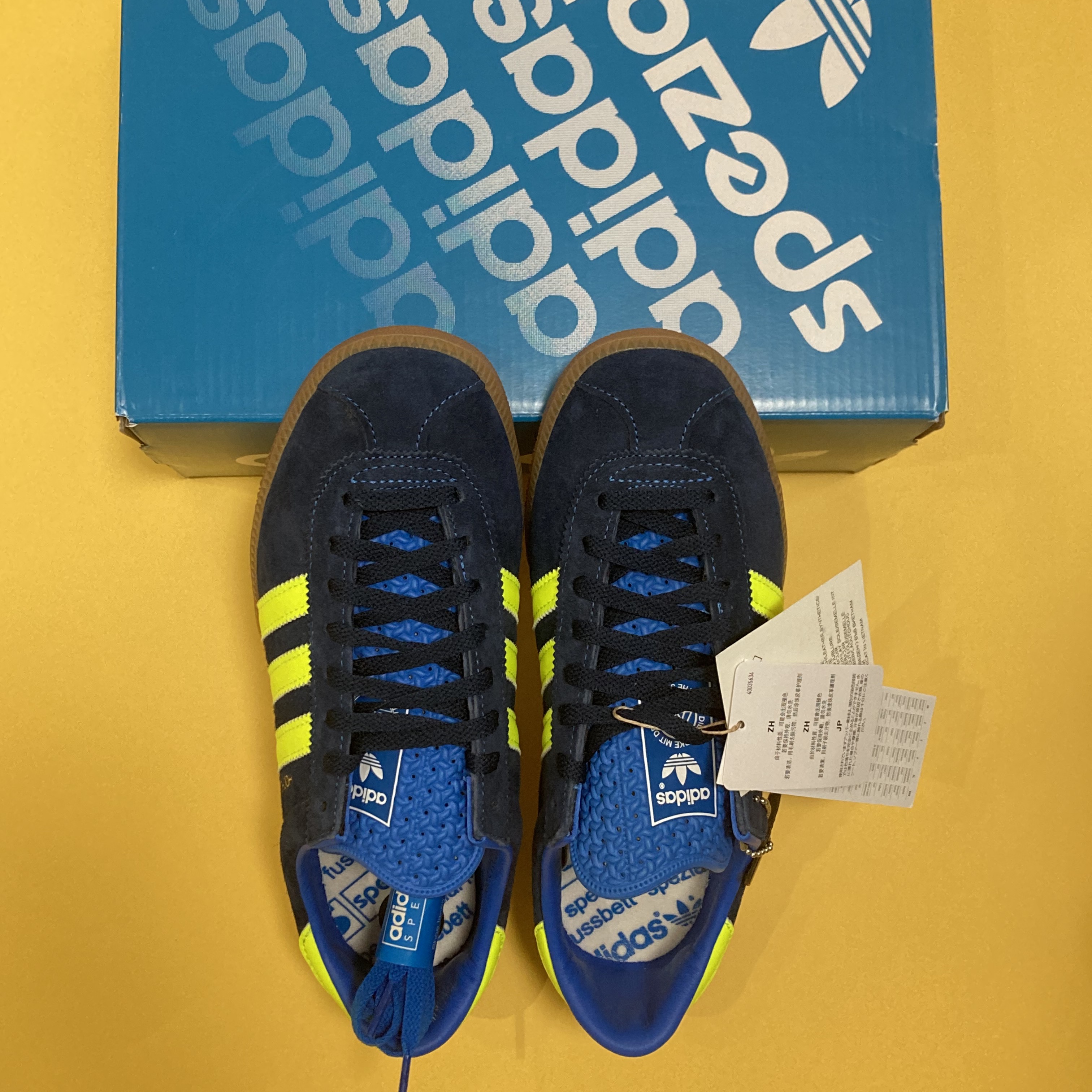 Adidas Hochelaga Spezial Night Indigo 착용 스타일 - 3