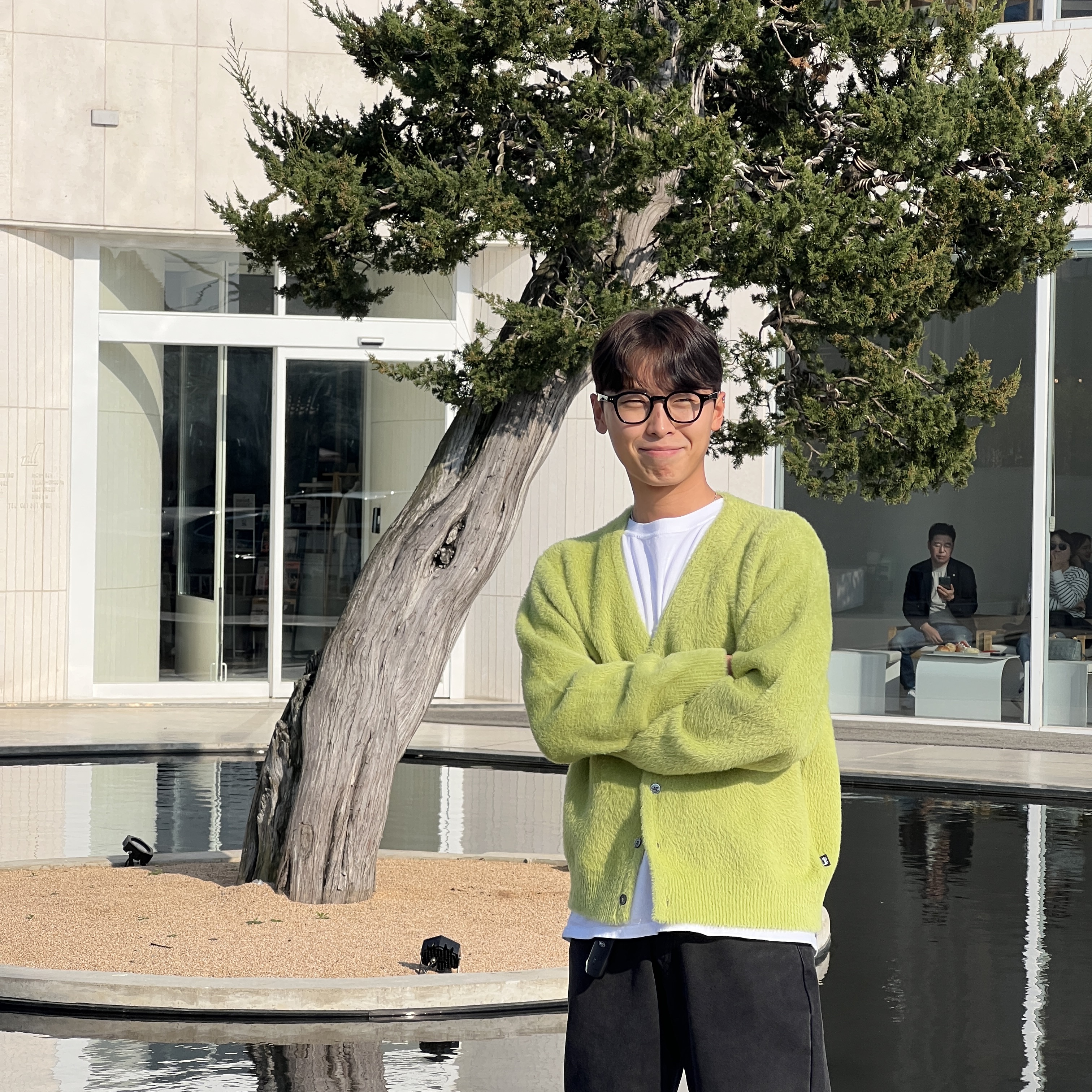 Stussy Washed Canvas Big OL' Jean Black, Stussy Shaggy Cardigan Lime 착용 스타일 - 2