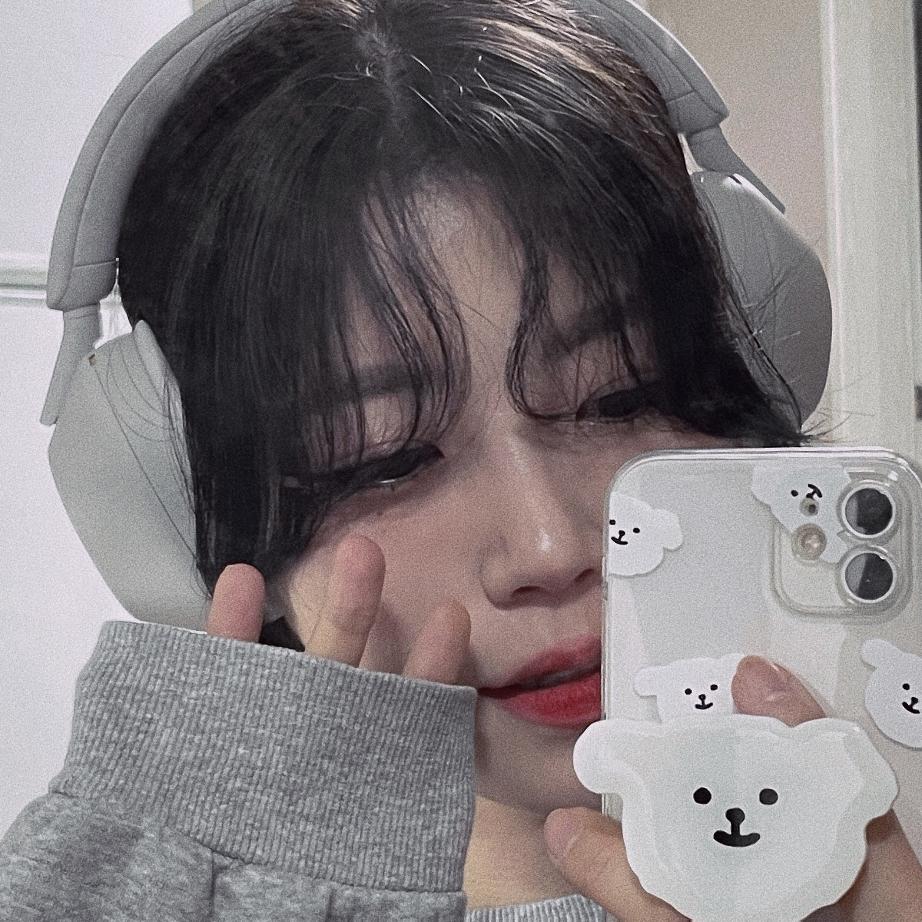 Sony WH-1000XM5 Silver (Korean Ver.) 착용 스타일