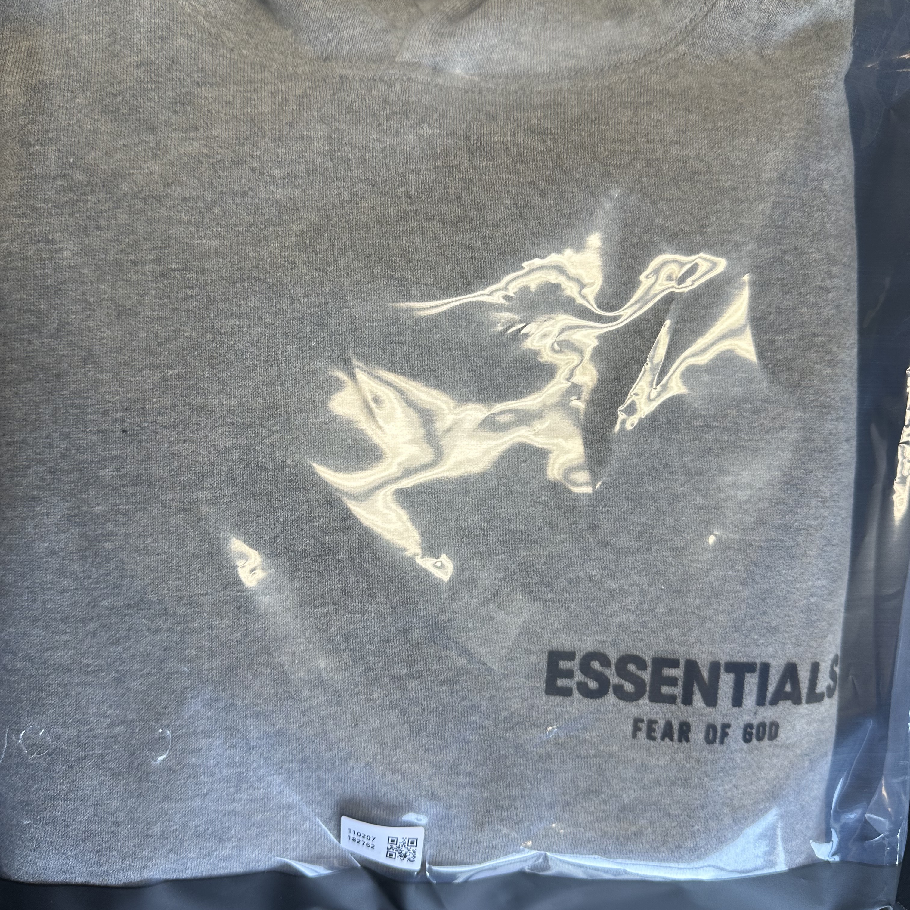 Essentials The Core Collection Hoodie Dark Oatmeal 착용 스타일 - 4