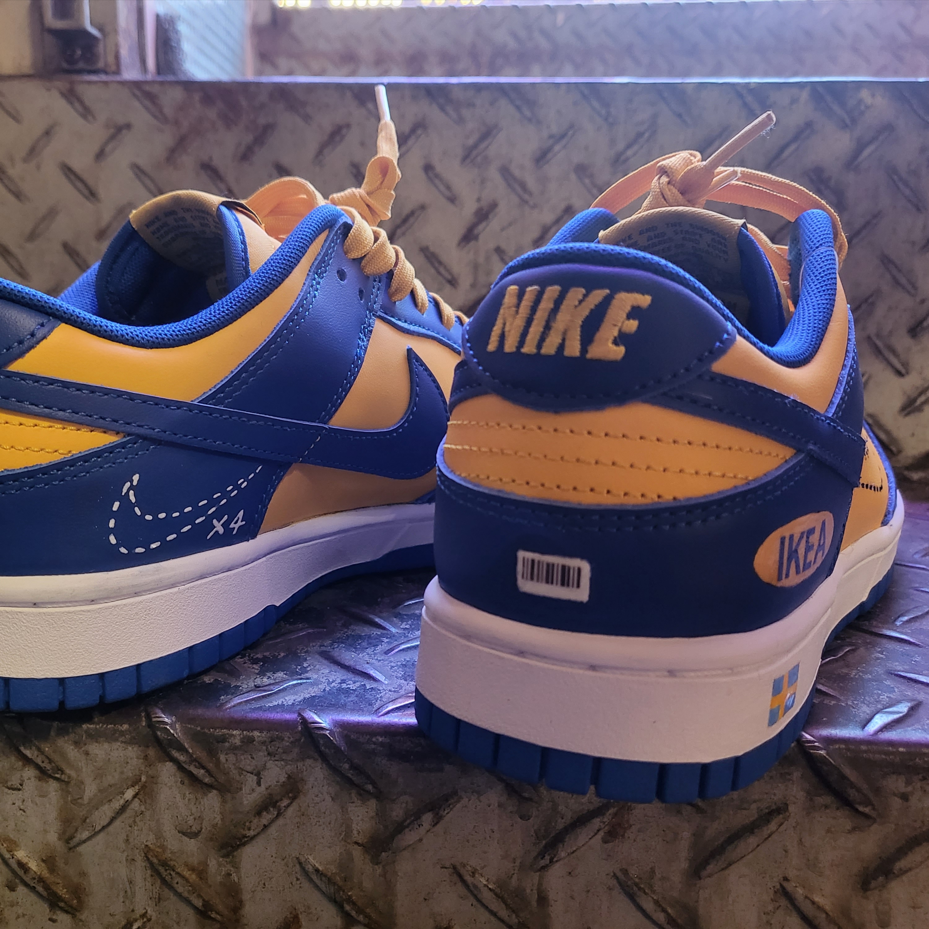 Nike Dunk Low Retro Blue Jay and University Gold 착용 스타일 - 4