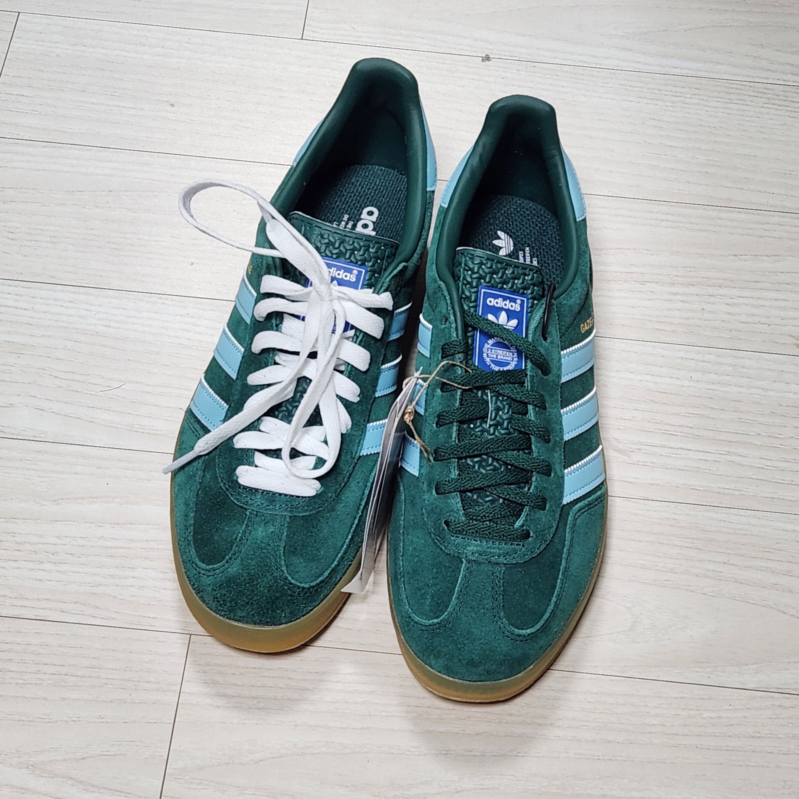 Adidas Gazelle Indoor Collegiate Green Hazy Sky 착용 스타일 - 1