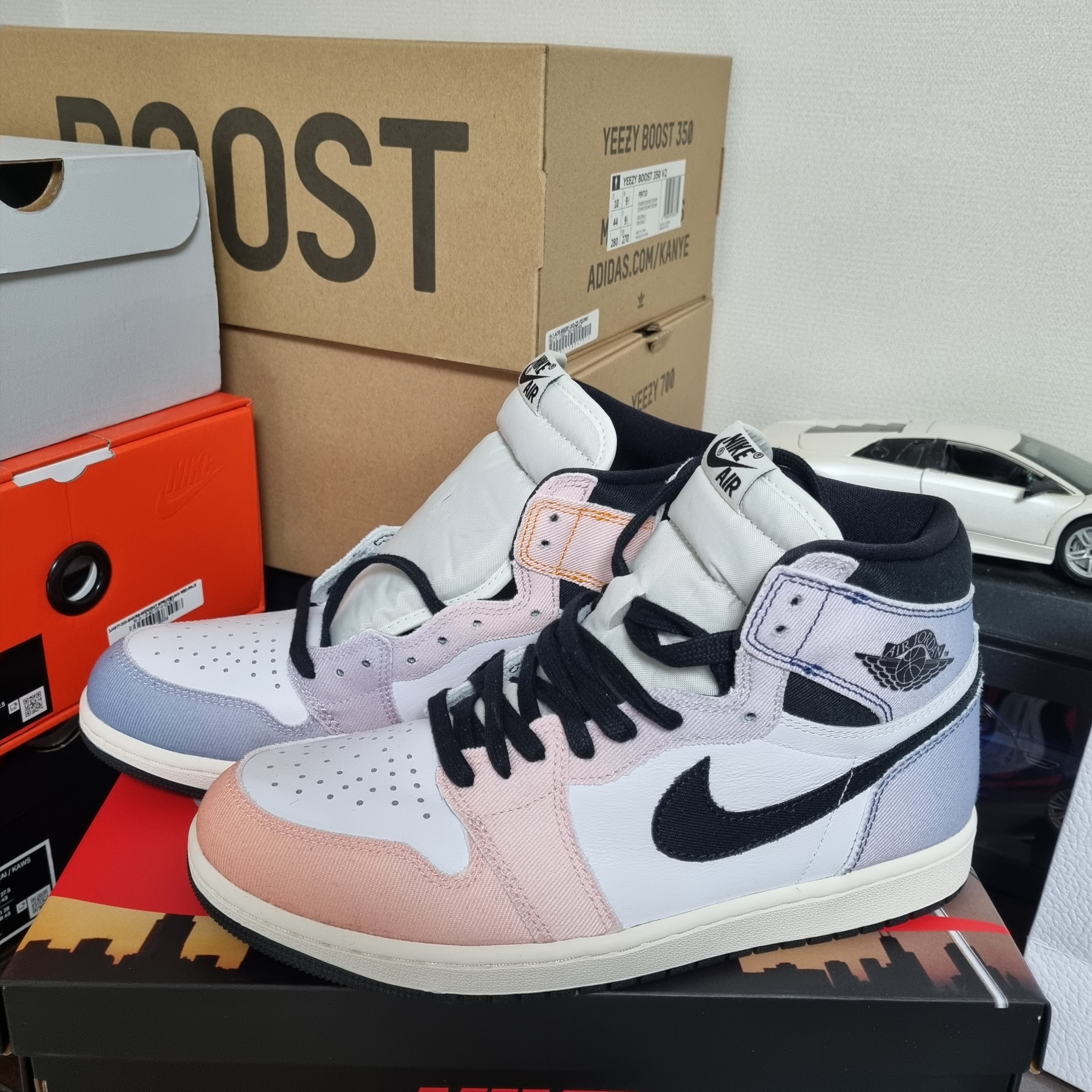 Jordan 1 Retro High OG Multi Color 착용 스타일