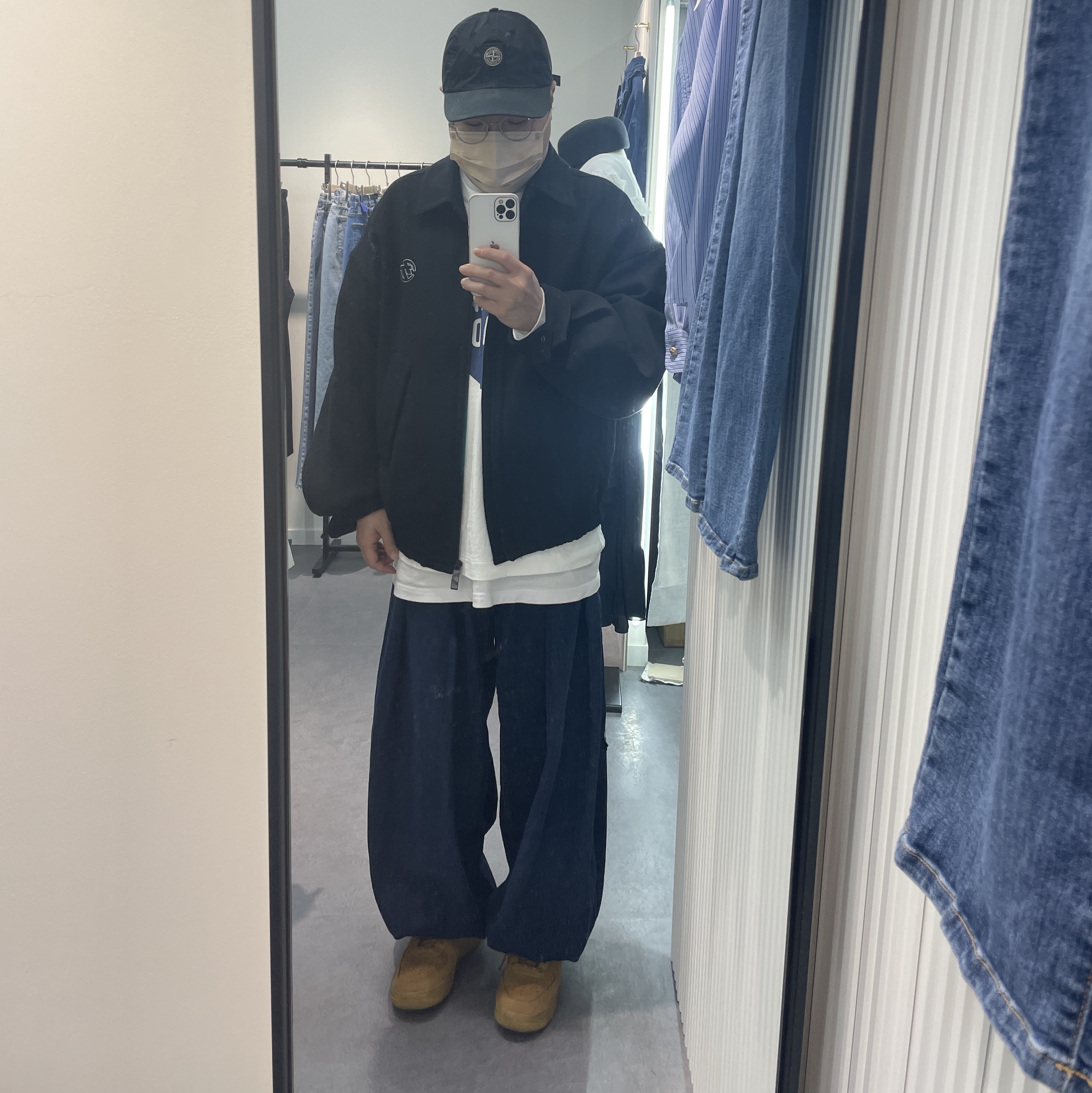 Supreme x Stone Island Painted Camo Nylon 6-Panel Dark Teal - 20FW, Zara x Ader Error Oversize Collar Bomber Jacket Black 착용 스타일