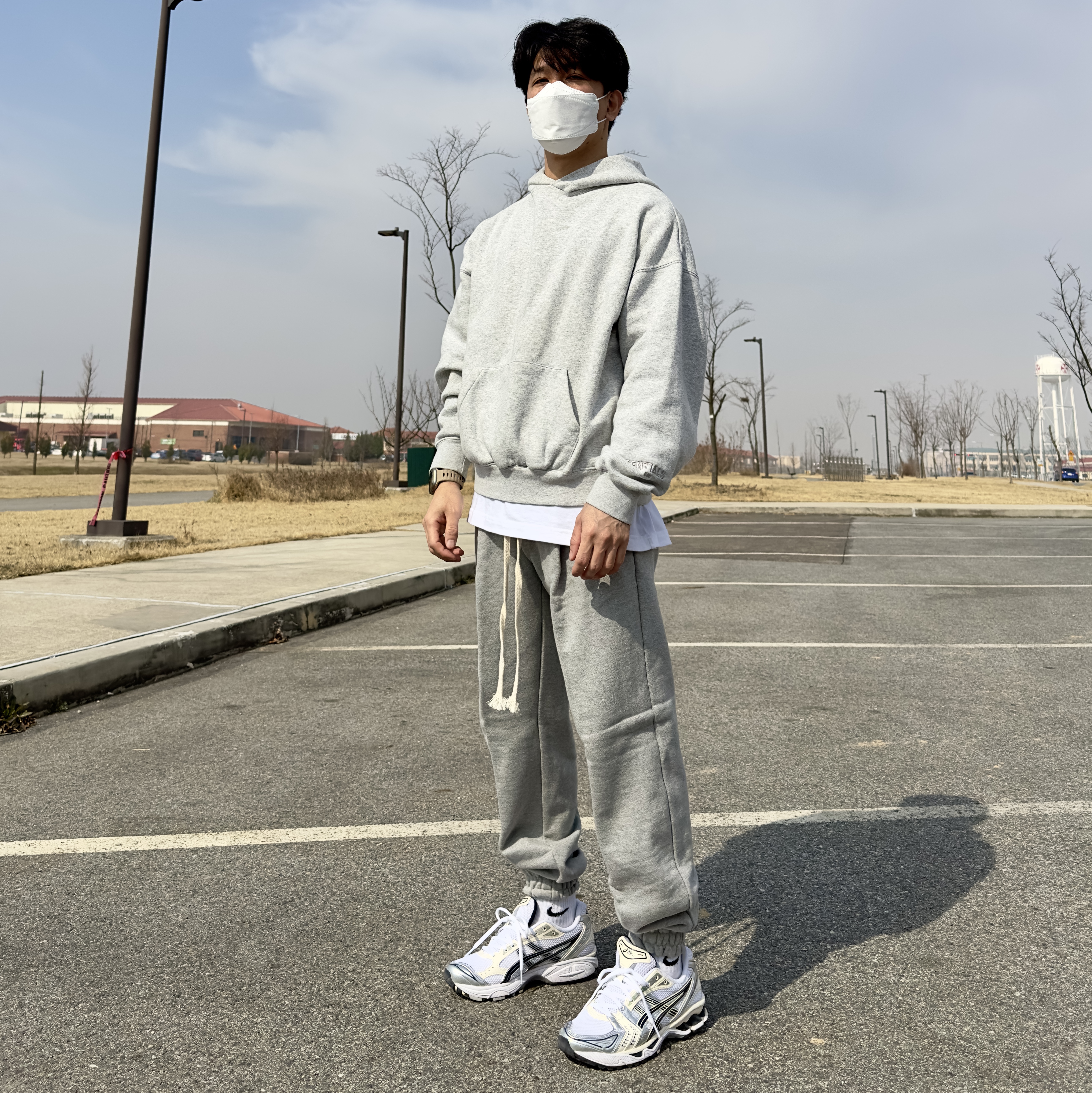 (W) Asics Gel-Kayano 14 White Midnight 착용 스타일 - 1