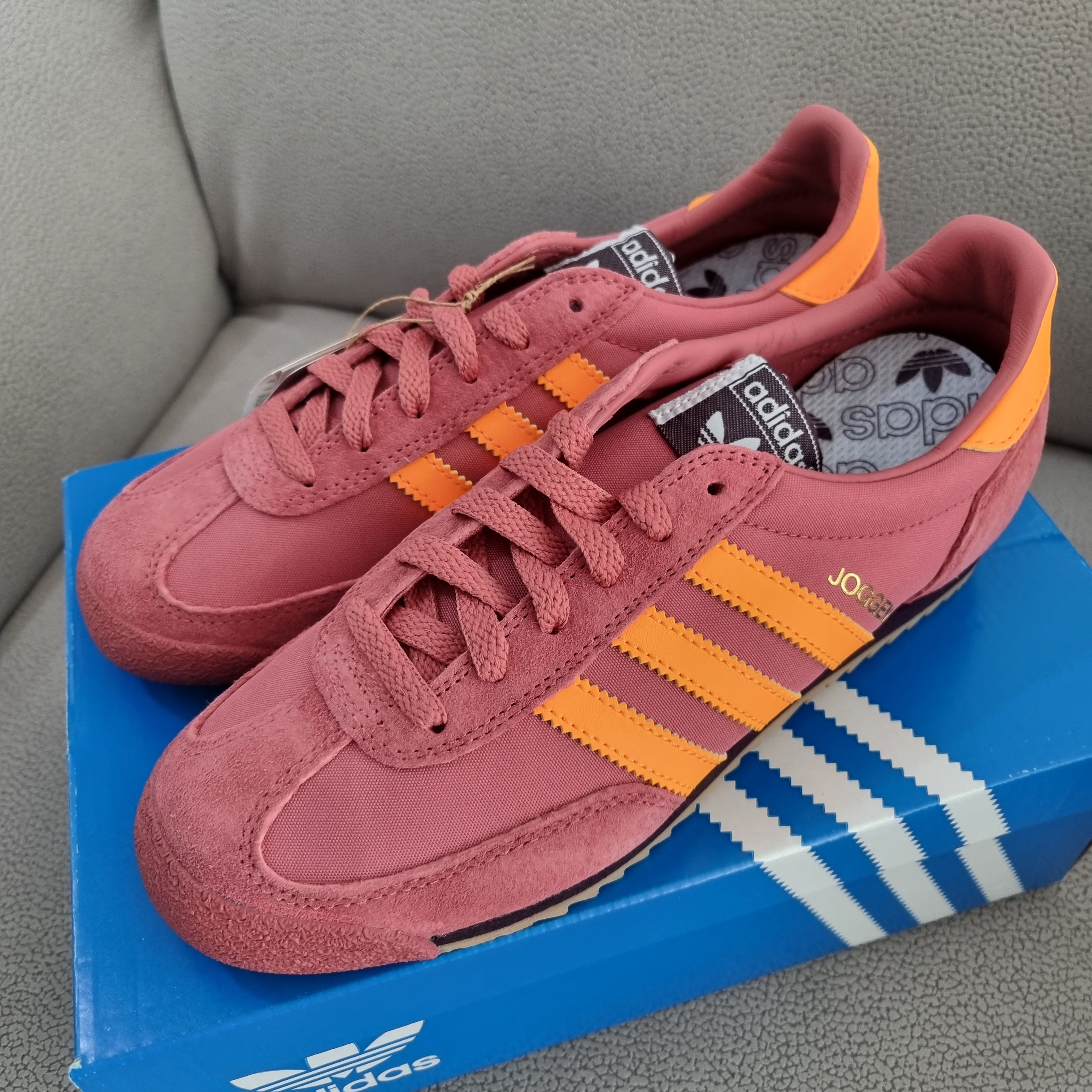 Adidas Joggen OG Wonder Red Orange Rush - Size? Exclusive 착용 스타일 - 2