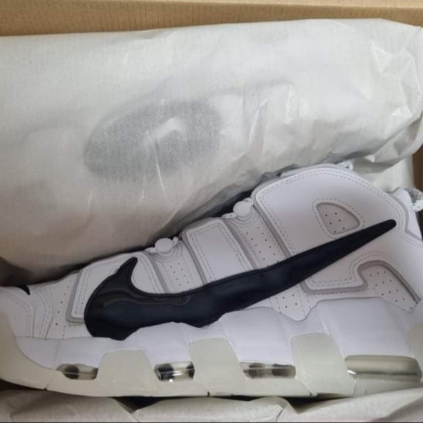 Nike Air More Uptempo 96 Copy and Paste White 착용 스타일 - 1