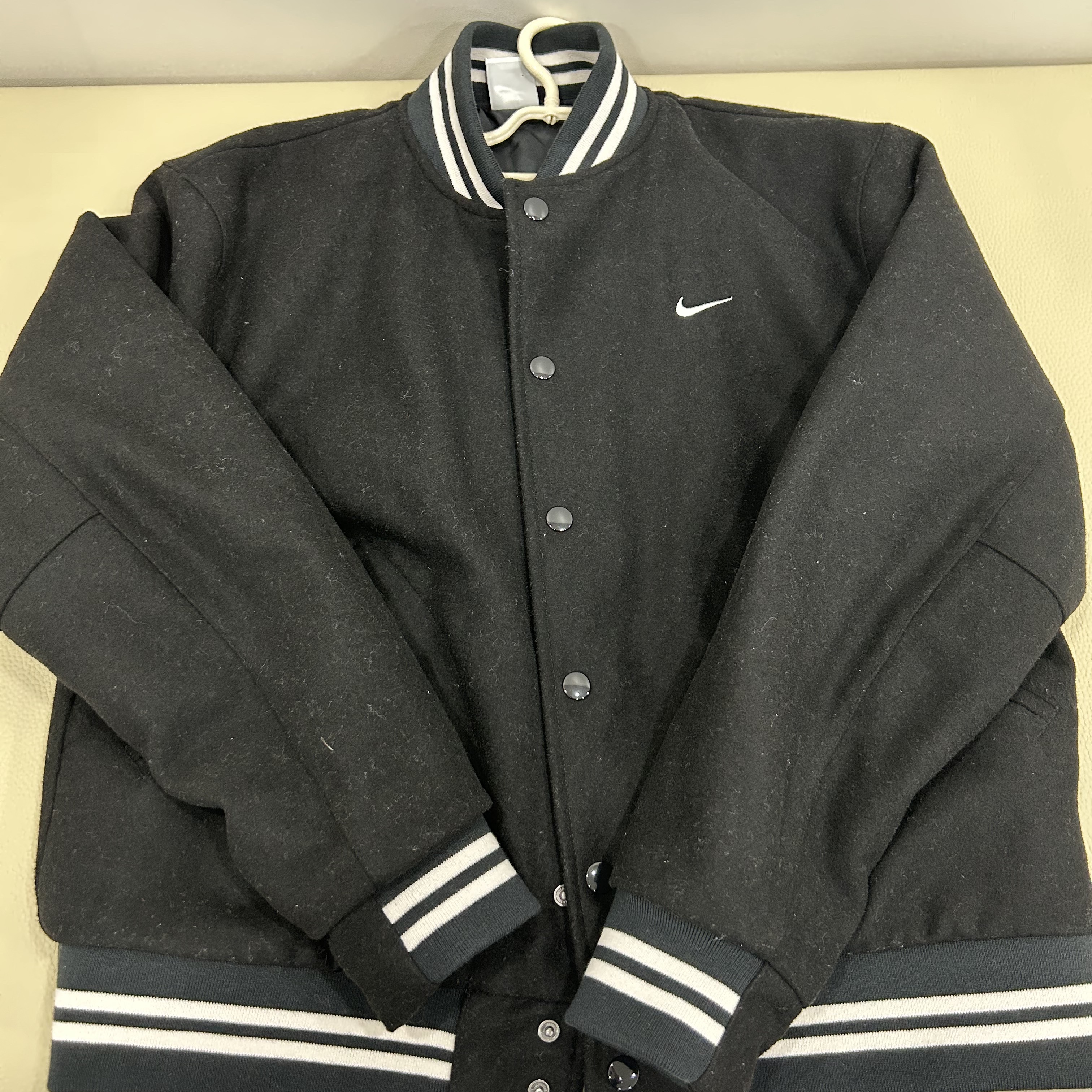 Nike NSW Authentics Varsity Jacket Black - Asia 착용 스타일