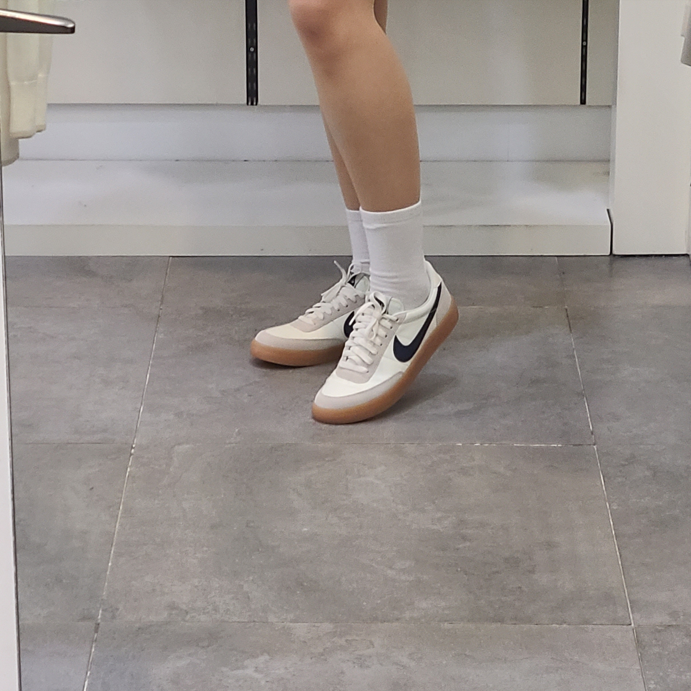 Nike x J.Crew Killshot 2 Sail Midnight Navy 착용 스타일