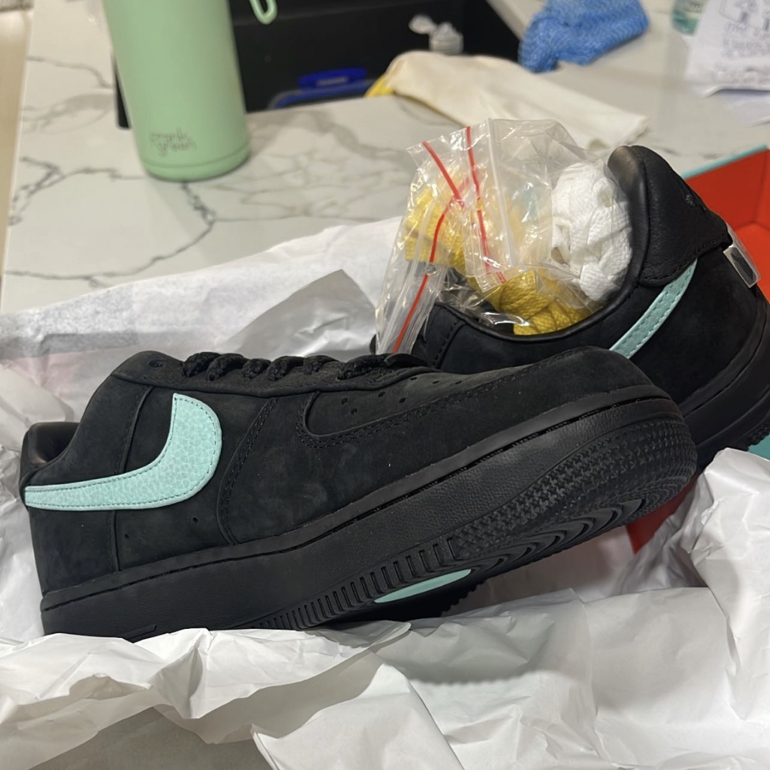 Nike x Tiffany & Co. Air Force 1 Low SP 1837 착용 스타일