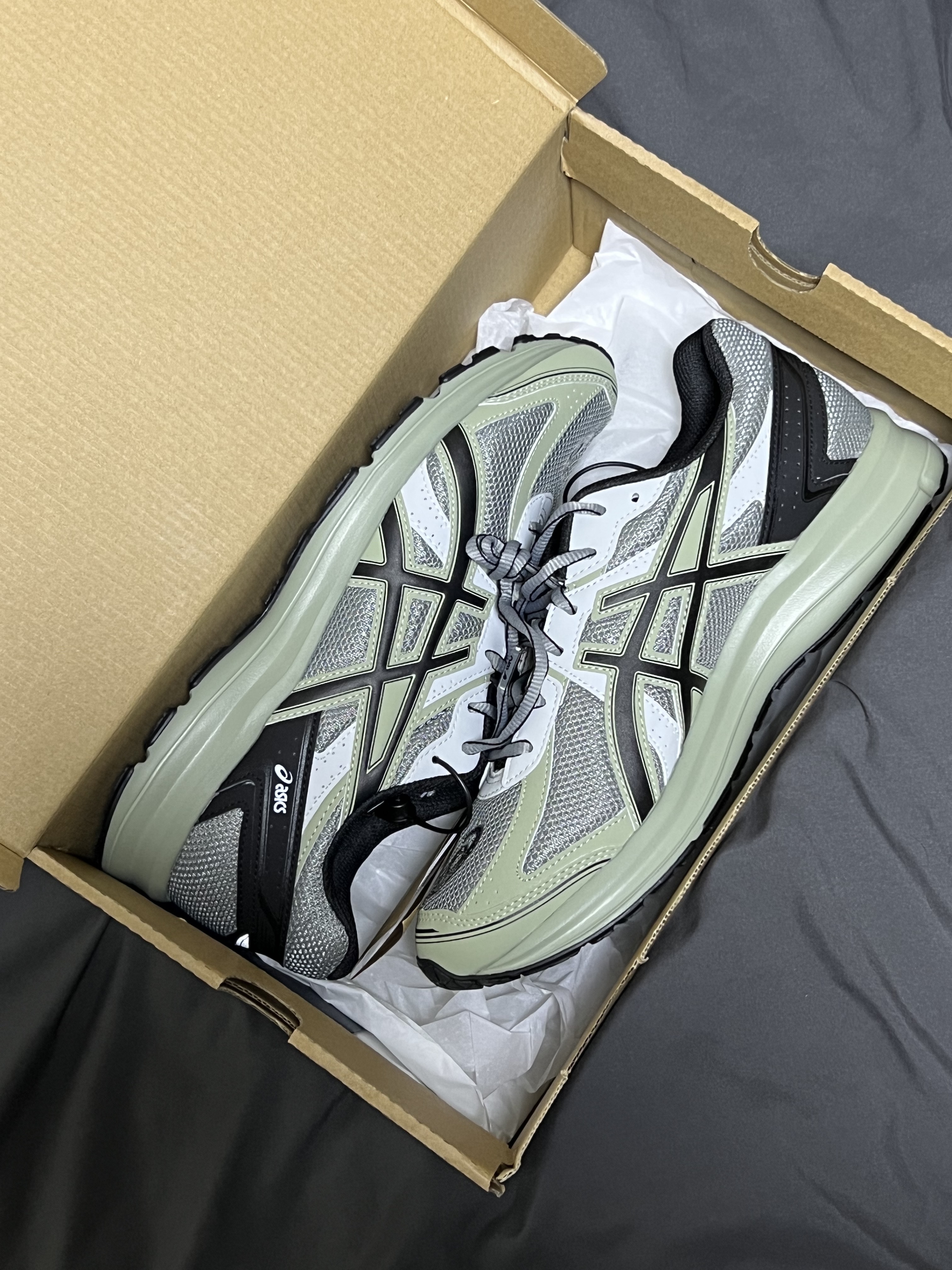 Asics Jog 100 S Sheet Rock - 2E Wide 착용 스타일 - 2