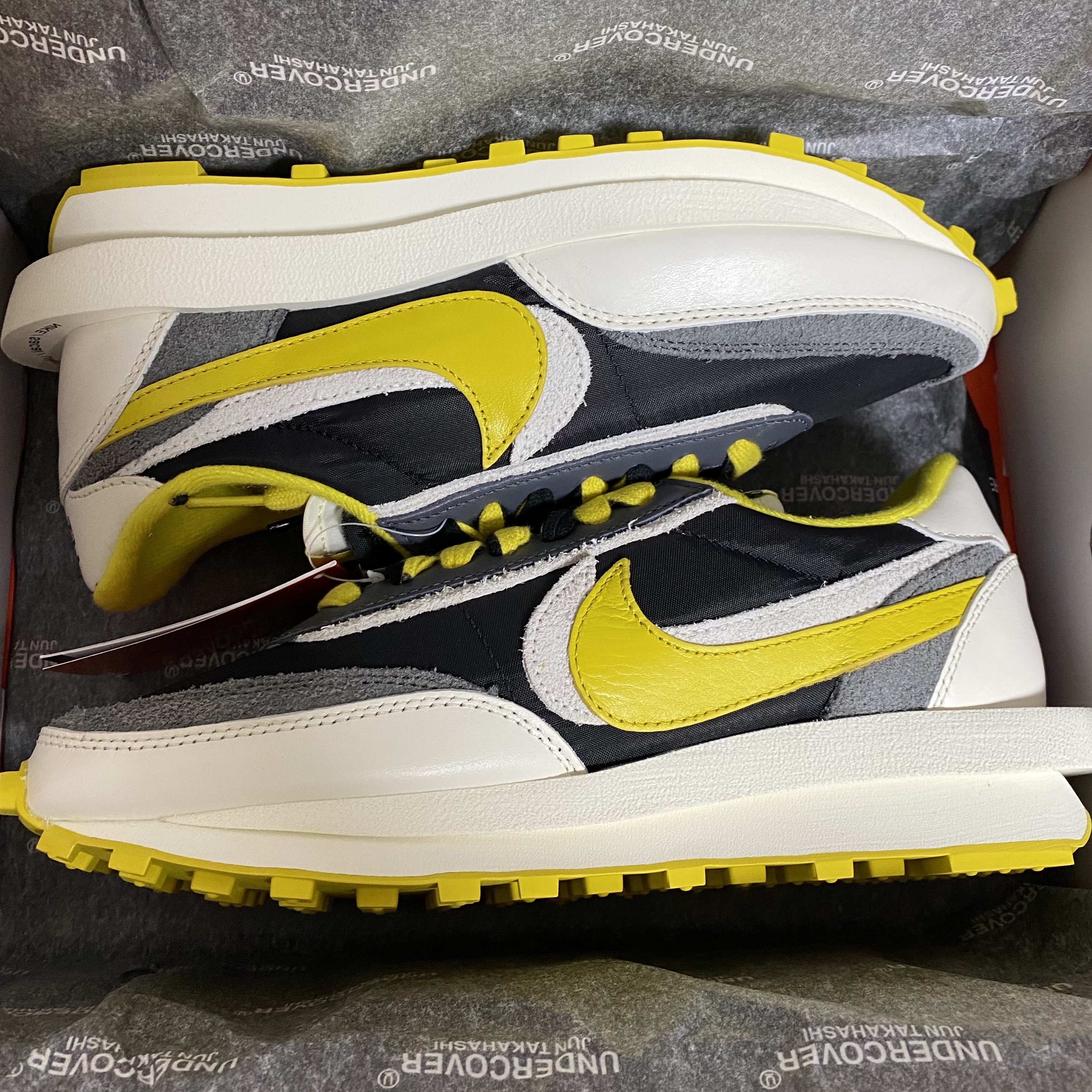 Nike x Sacai x Undercover LDWaffle Black Bright Citron 착용 스타일