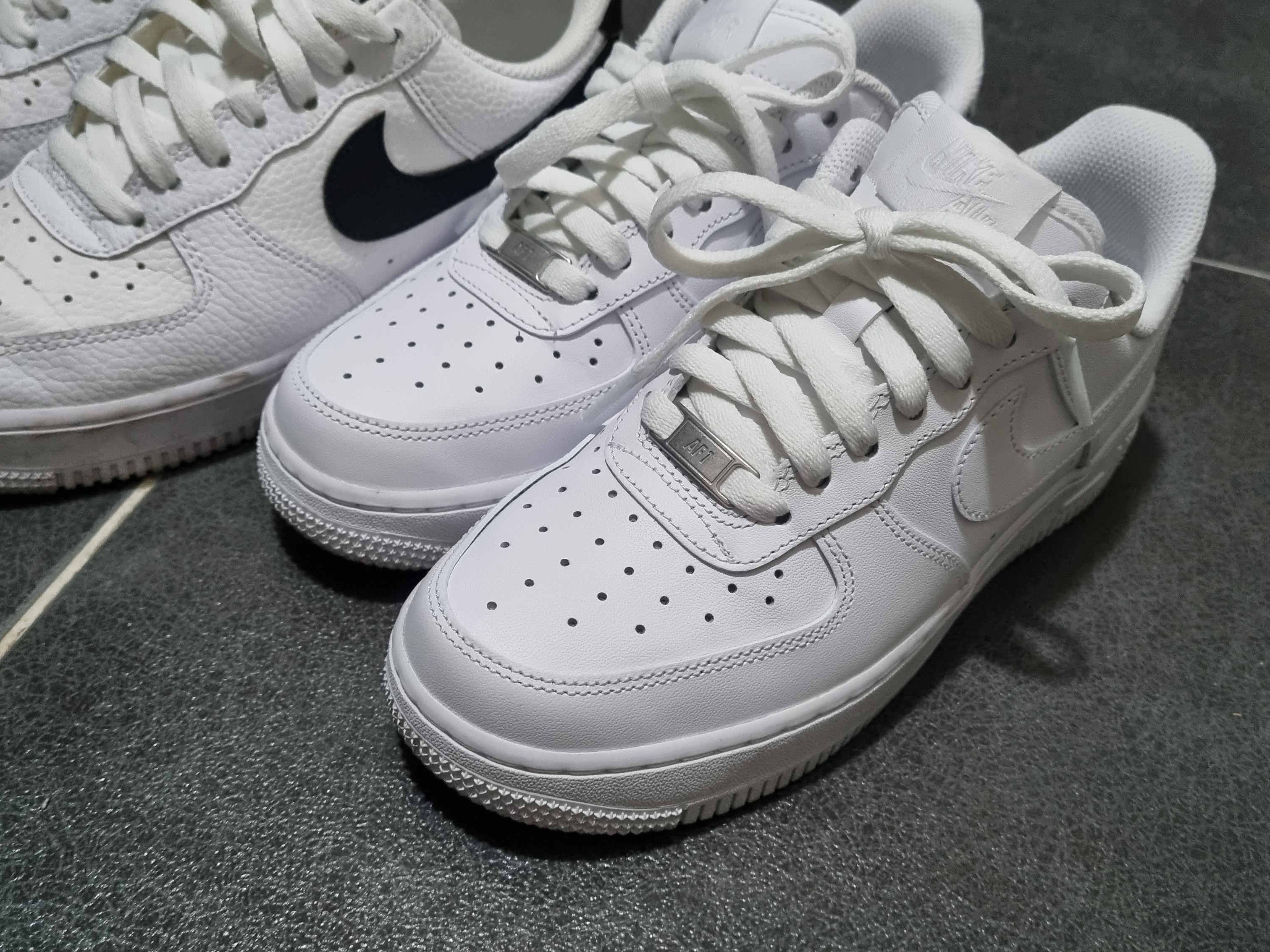 (W) Nike Air Force 1 '07 Low White 착용 스타일 - 2