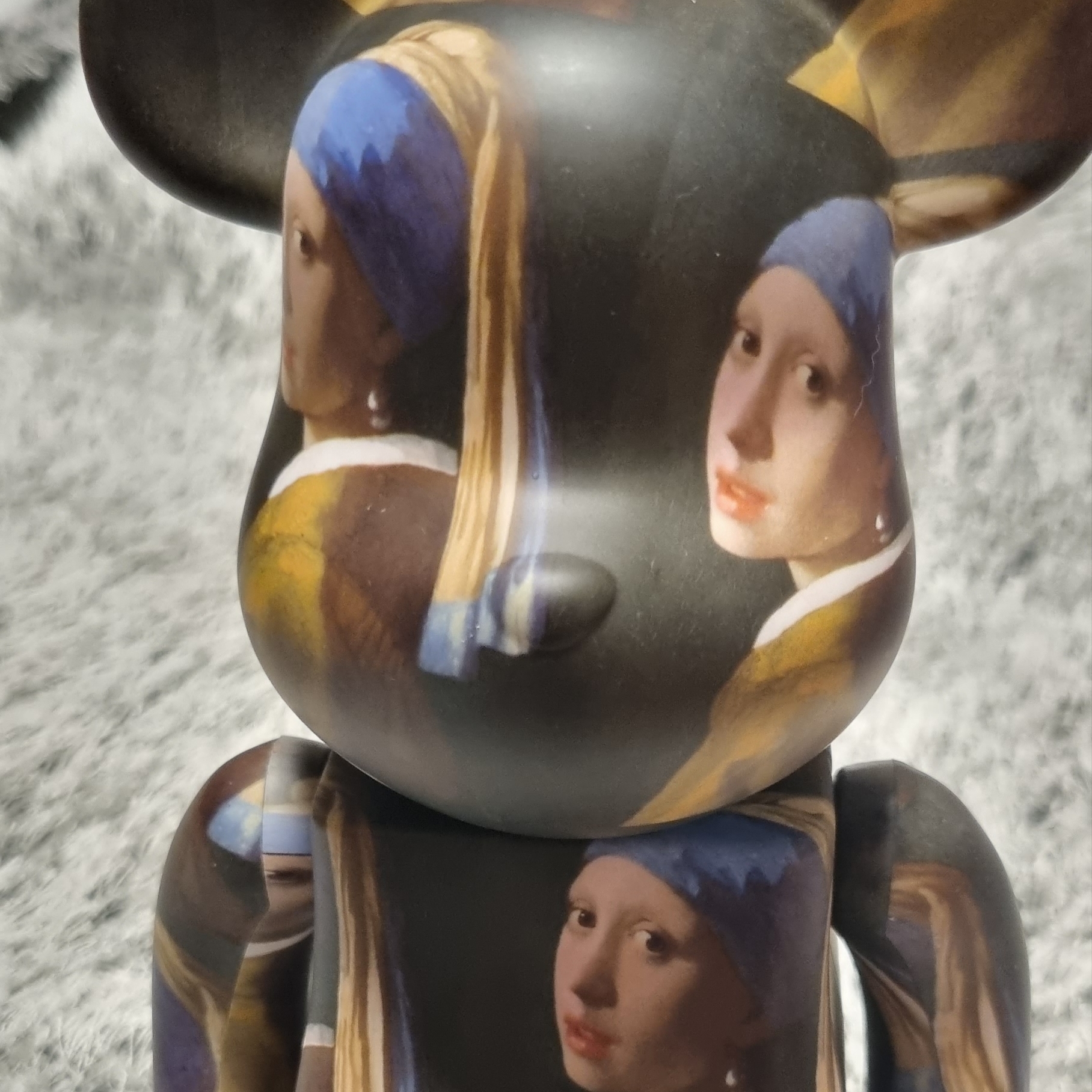 Bearbrick Johannes Vermeer Girl With A Pearl Earring 100% & 400% Set 착용 스타일 - 3