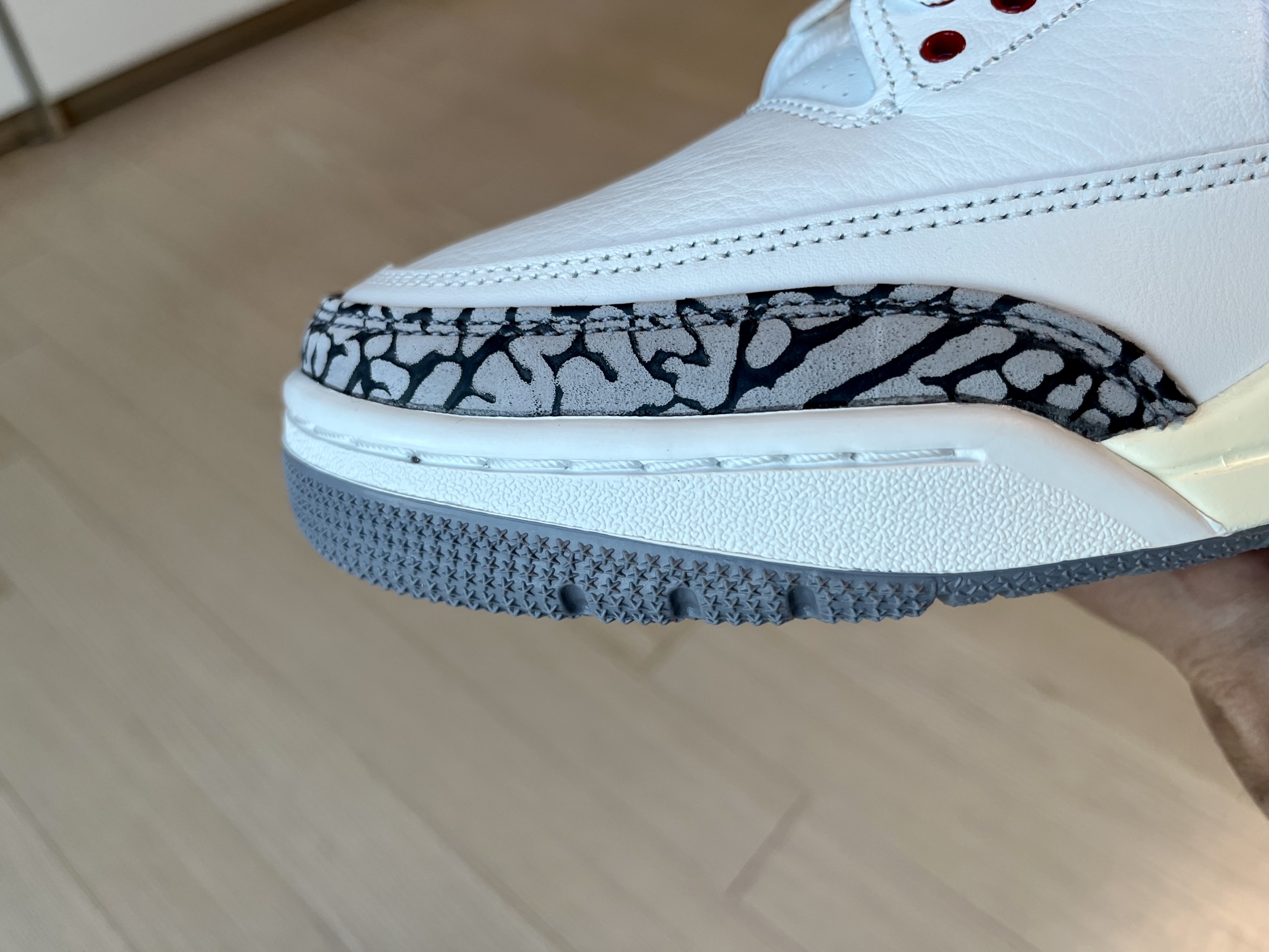 Jordan 3 Retro White Cement Reimagined 착용 스타일 - 2