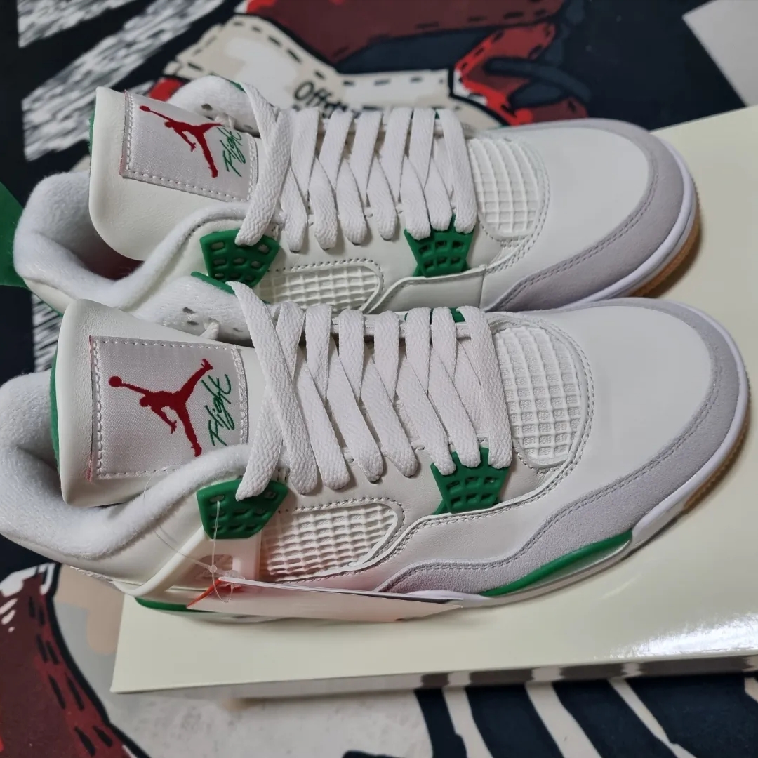 Jordan 4 x Nike SB Retro SP Pine Green 착용 스타일 - 1