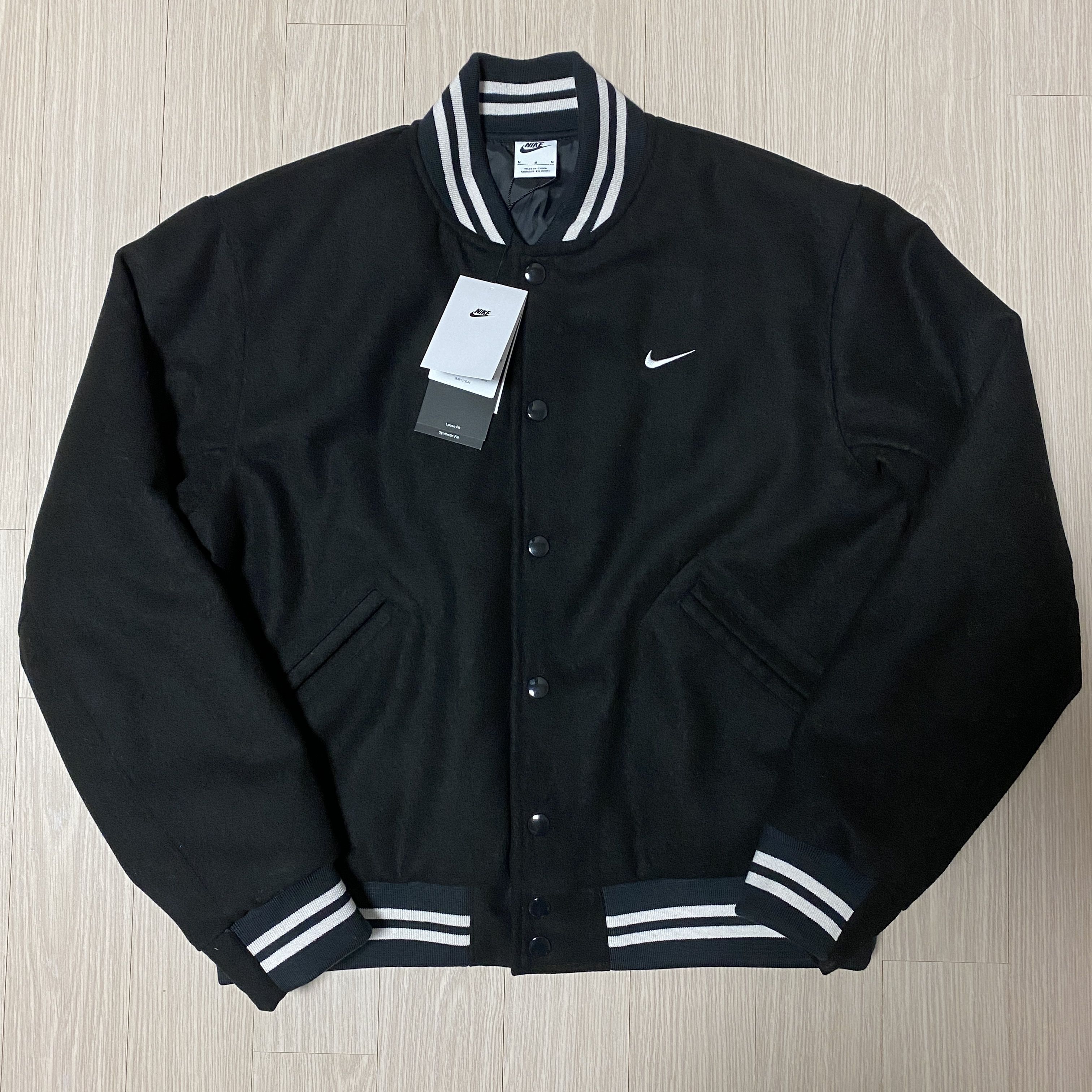 Nike NSW Authentics Varsity Jacket Black - Asia 착용 스타일