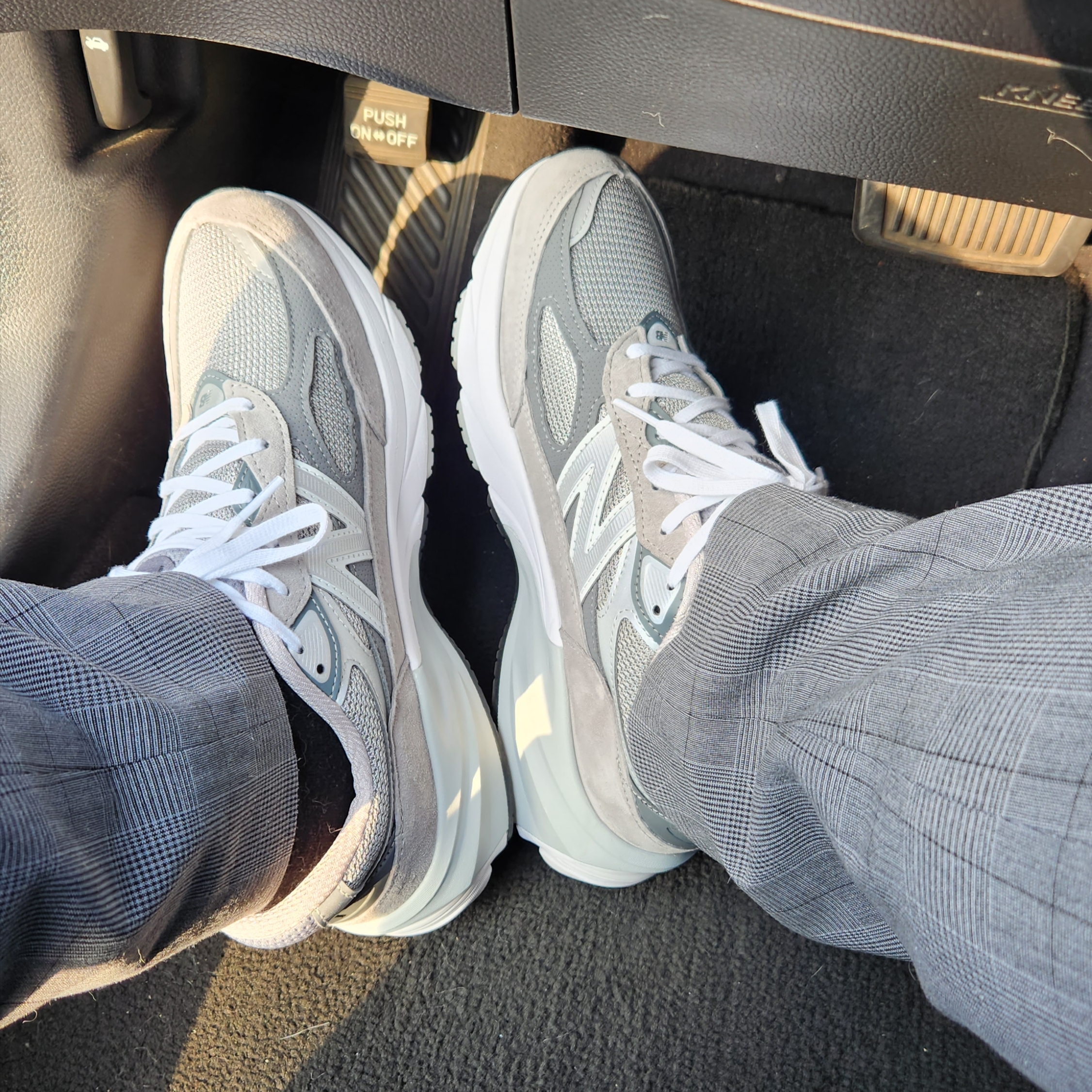 New Balance 990v6 Made in USA Grey - D Standard 착용 스타일
