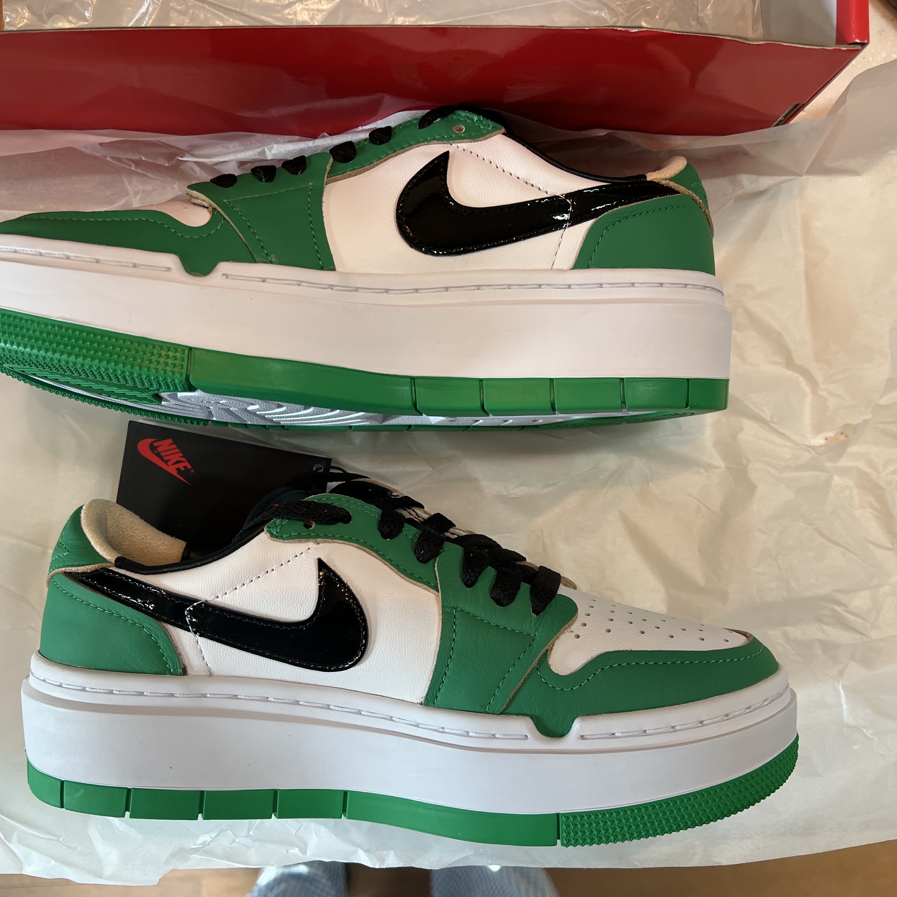 (W) Jordan 1 Elevate Low SE Lucky Green 착용 스타일