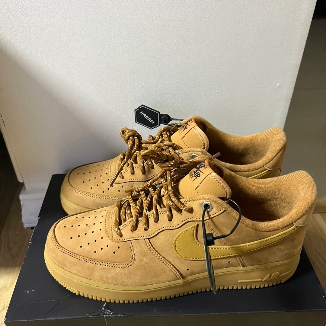 Nike Air Force 1 '07 WB Flax 착용 스타일 - 2