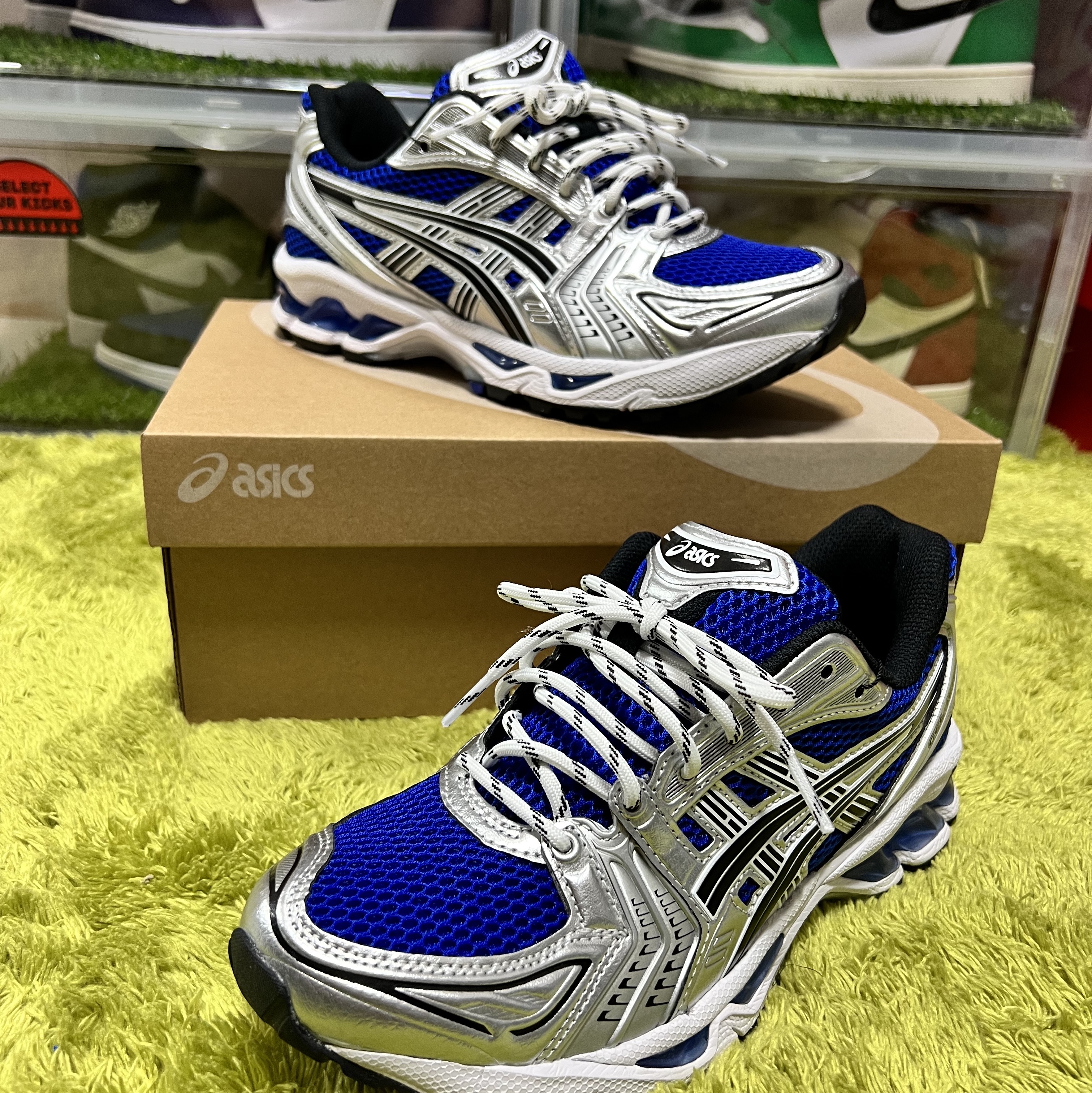 Asics Gel-Kayano 14 Monaco Blue Black 착용 스타일
