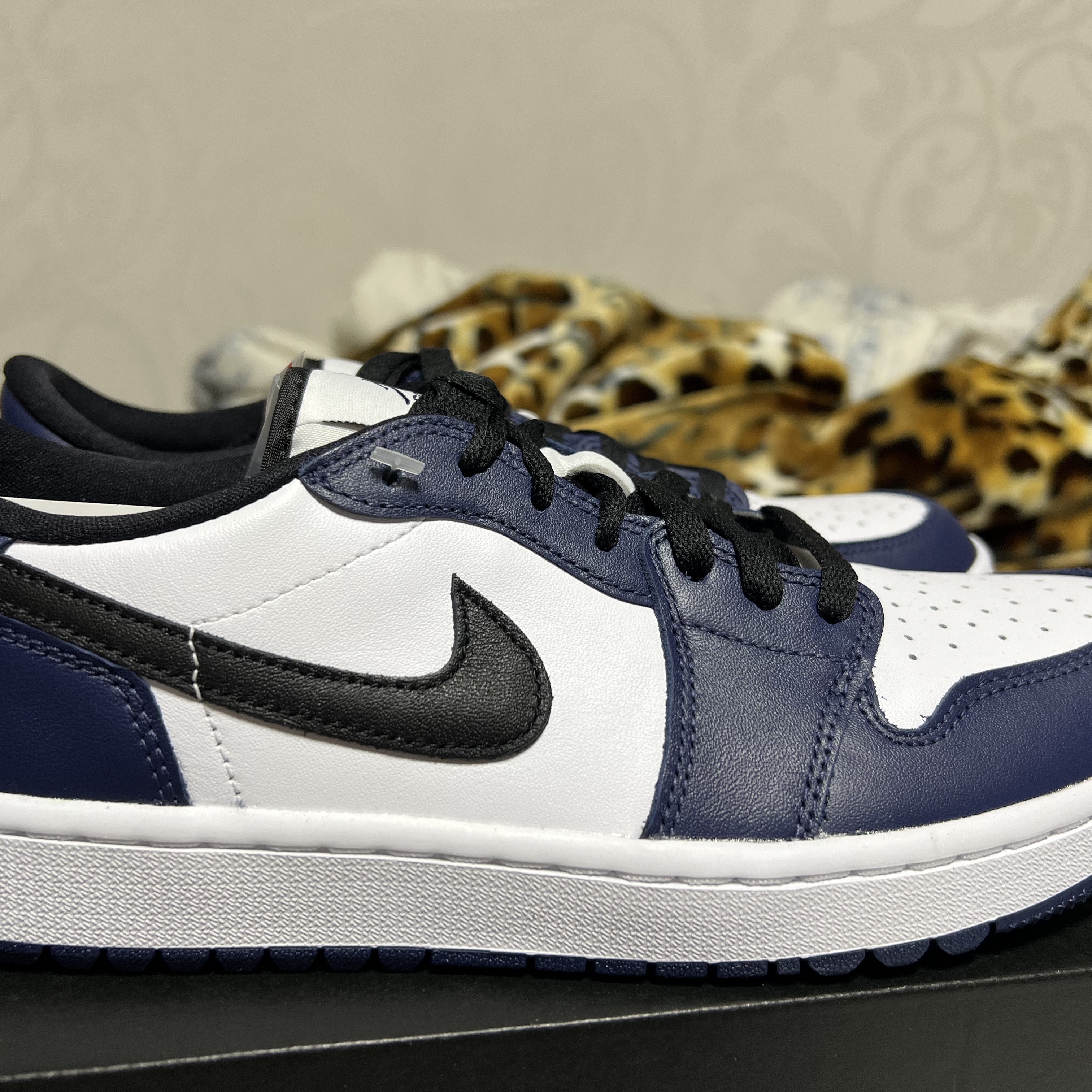 Jordan 1 Low Golf Midnight Navy 착용 스타일 - 2
