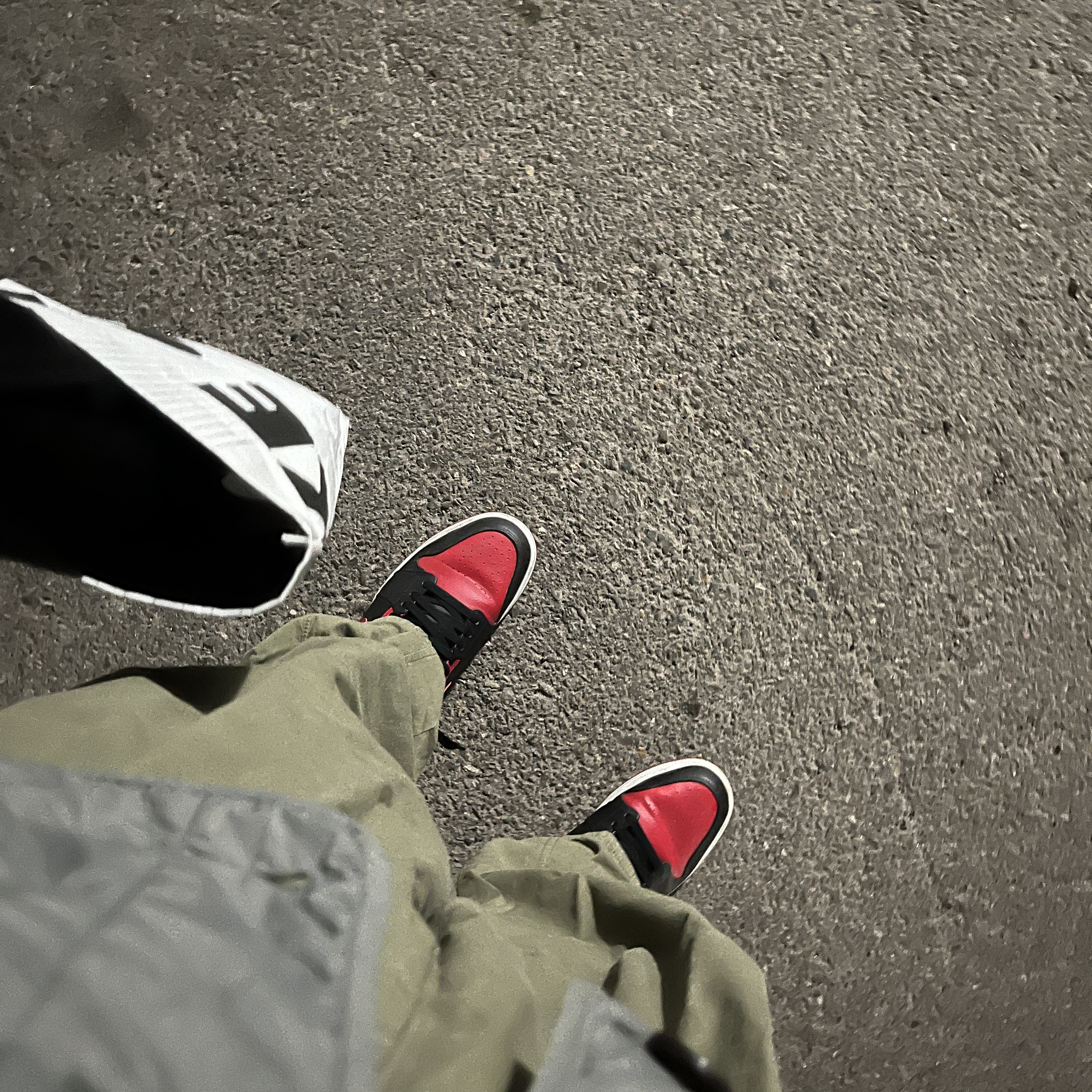 Jordan 1 Mid Bred Banned 2020 착용 스타일