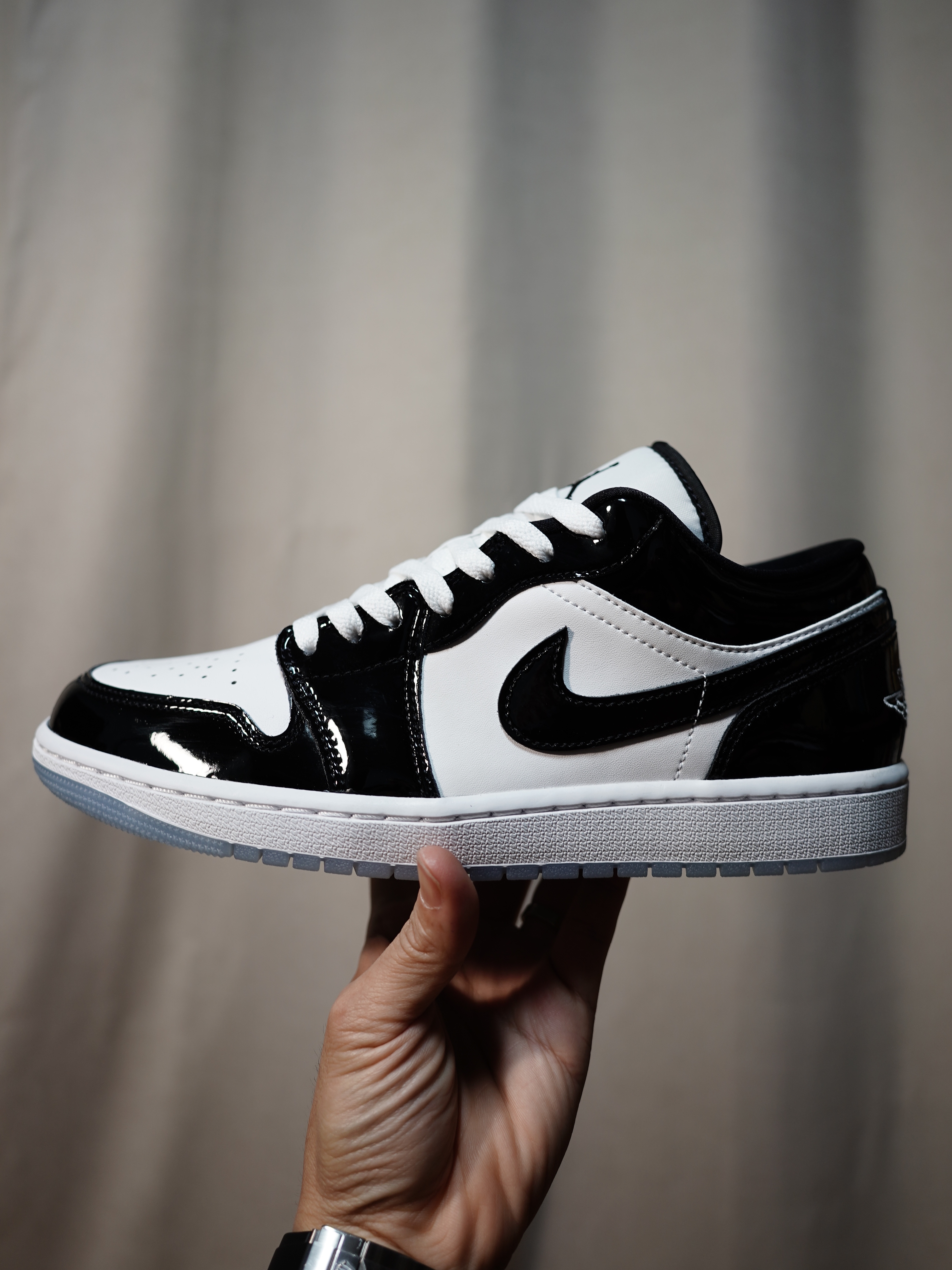 Jordan 1 Low SE Concord 착용 스타일 - 4