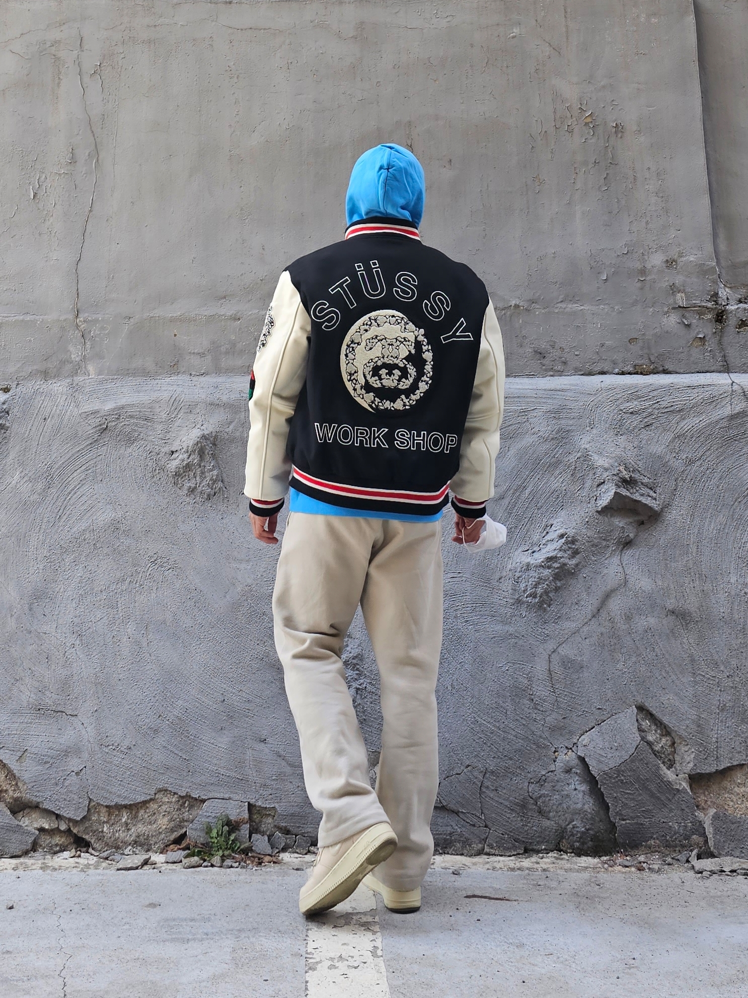 Stussy x Cactus Plant Flea Market 8 Ball Pigment Dyed Hoodie Blue, Stussy x Our Legacy x Denim Tears TTL Varsity Jacket Black 착용 스타일 - 2