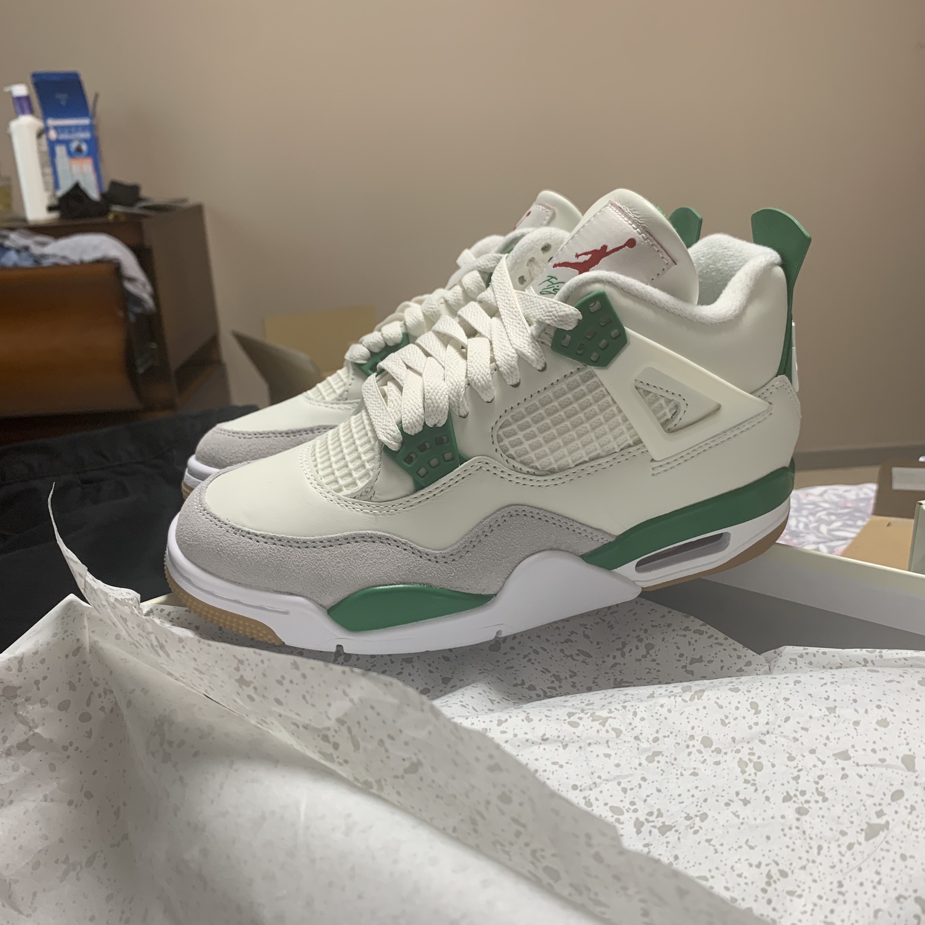 Jordan 4 x Nike SB Retro SP Pine Green 착용 스타일 - 3