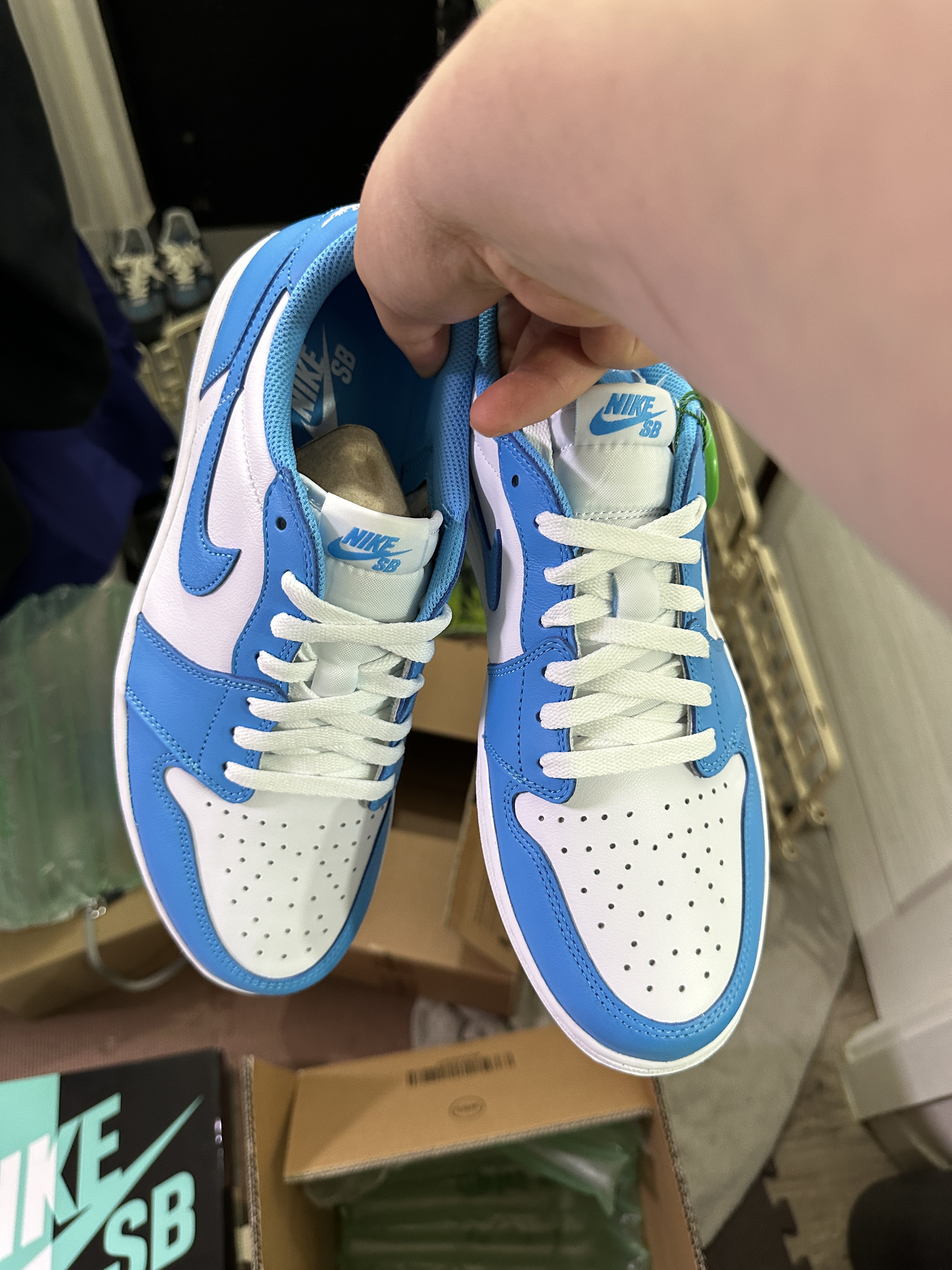 Jordan 1 Low SB UNC 착용 스타일
