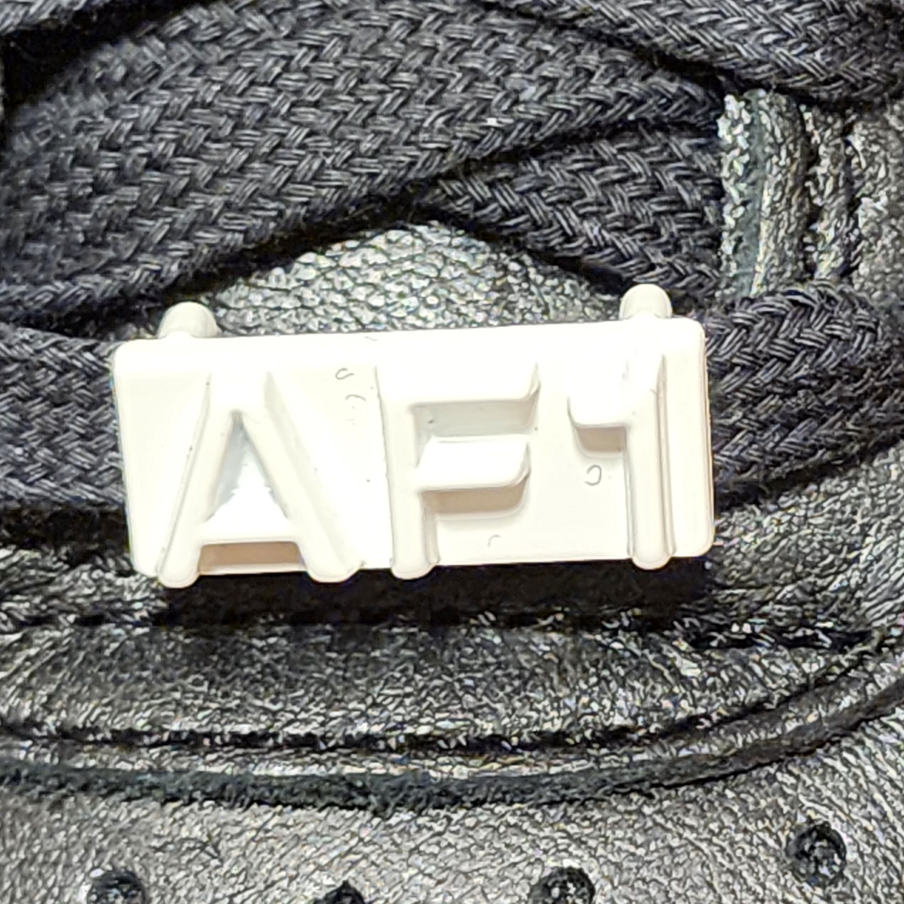 Nike x Ambush Air Force 1 Low SP Black 착용 스타일 - 3