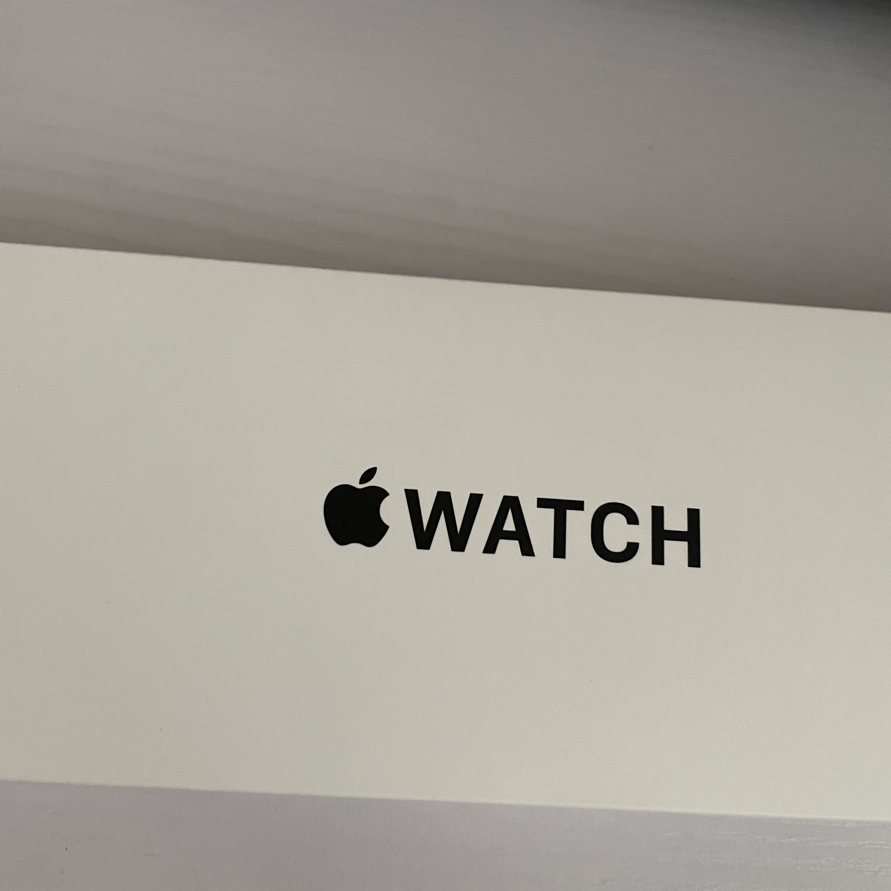 Apple Watch SE 44mm GPS Silver Aluminum Case with Sport Band White (Korean Ver.), Nike Air Force 1 '07 Low White 착용 스타일 - 1