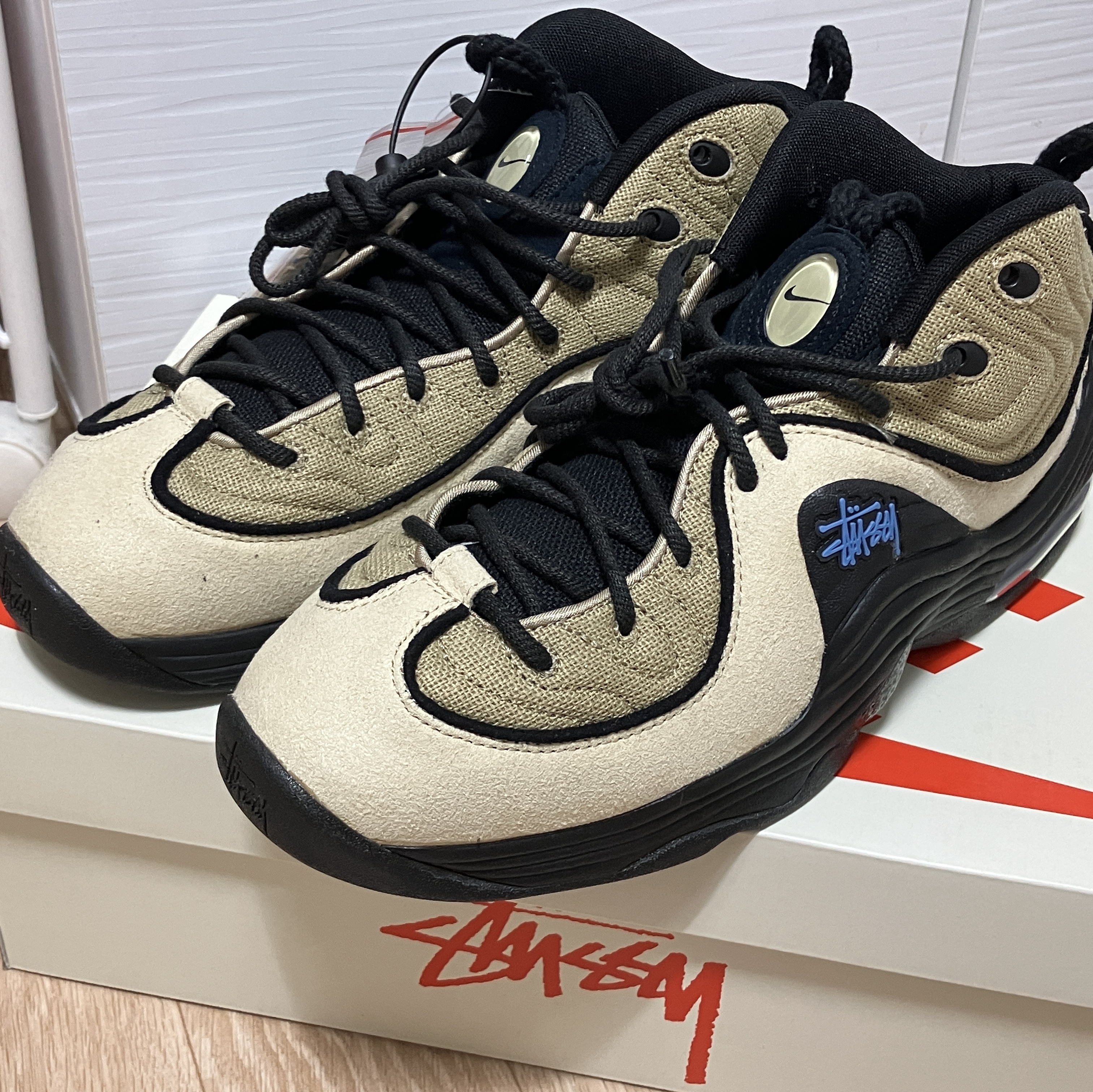 Nike x Stussy Air Penny II Rattan and Limestone 착용 스타일 - 1