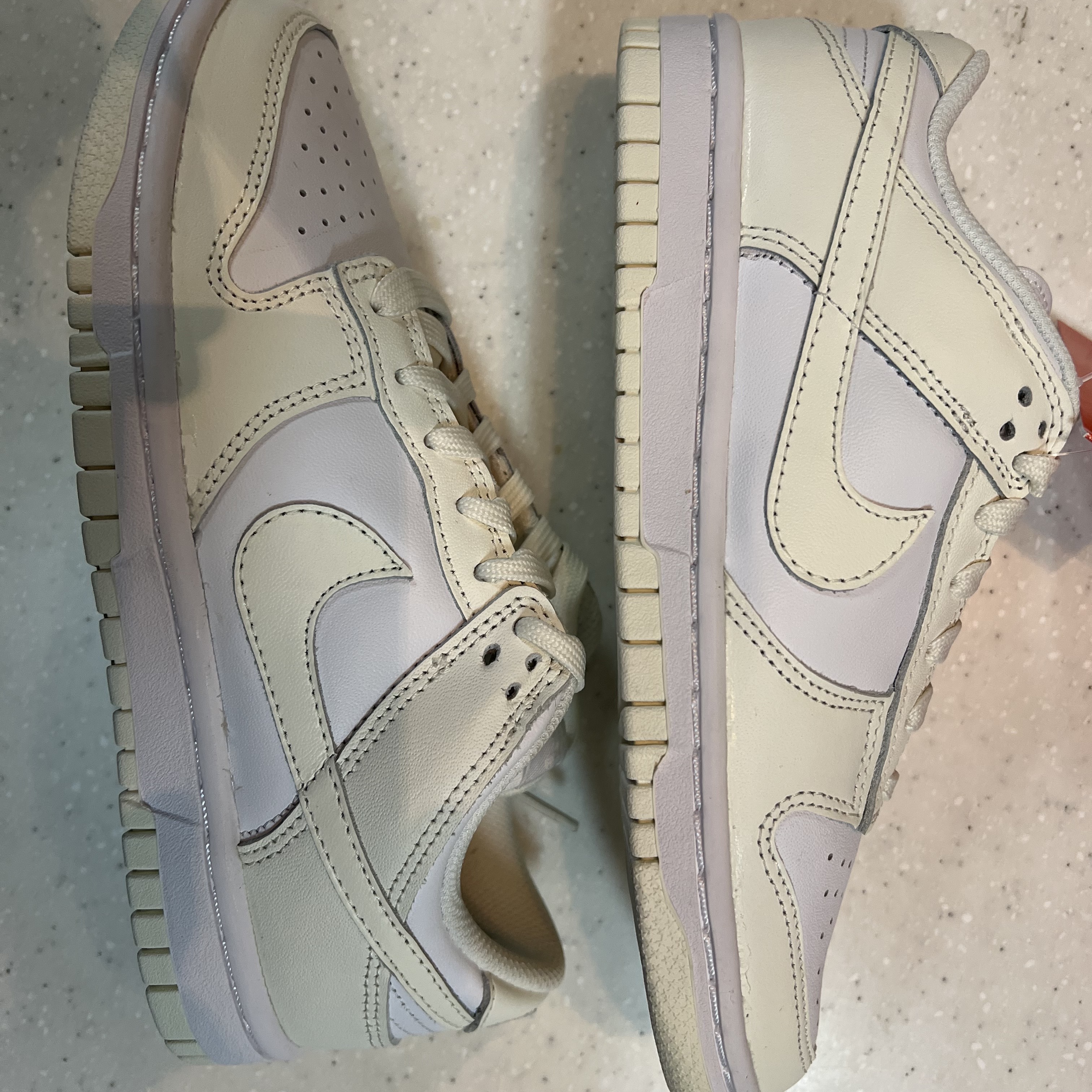 (W) Nike Dunk Low White and Sail 착용 스타일