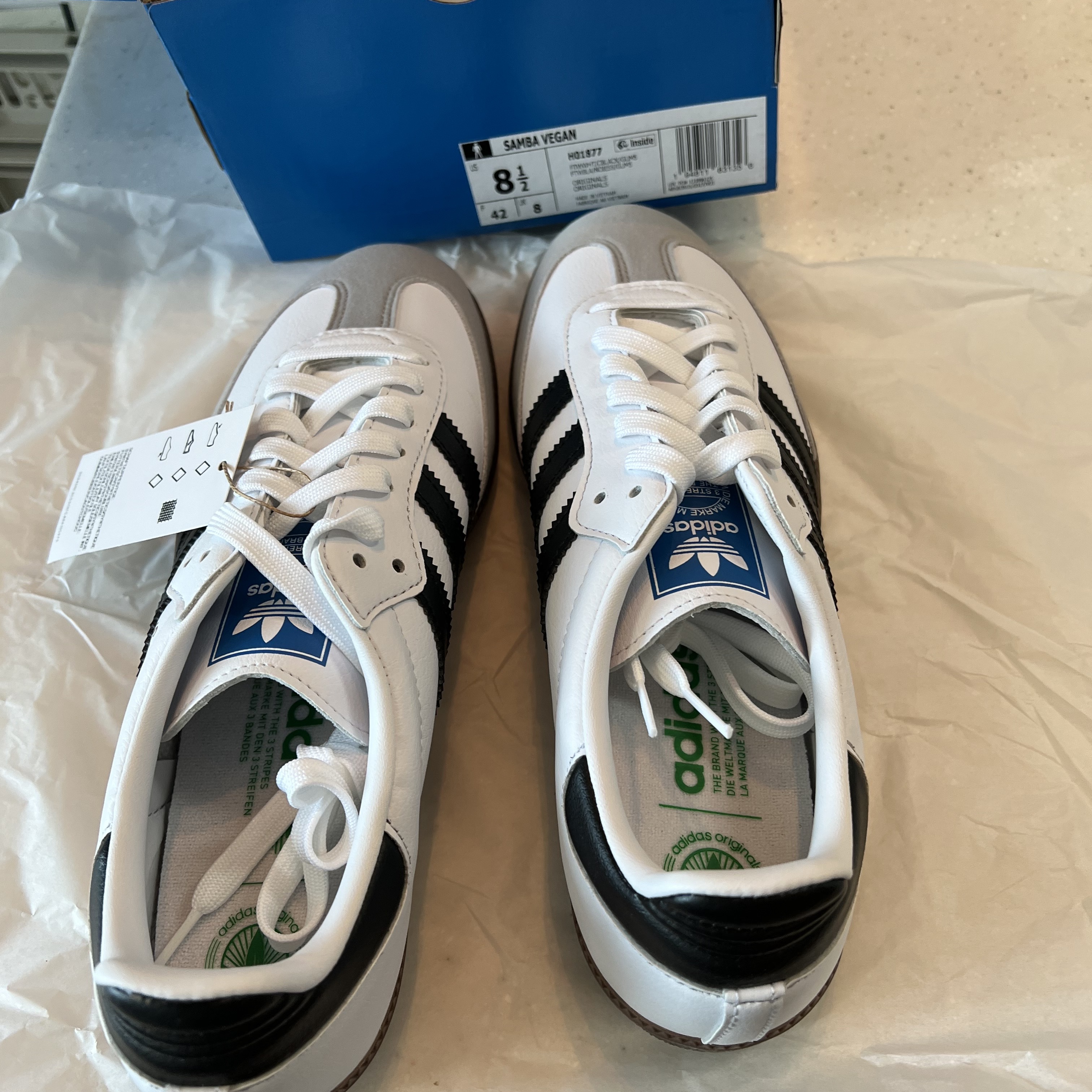 Adidas Samba OG Cloud White 착용 스타일