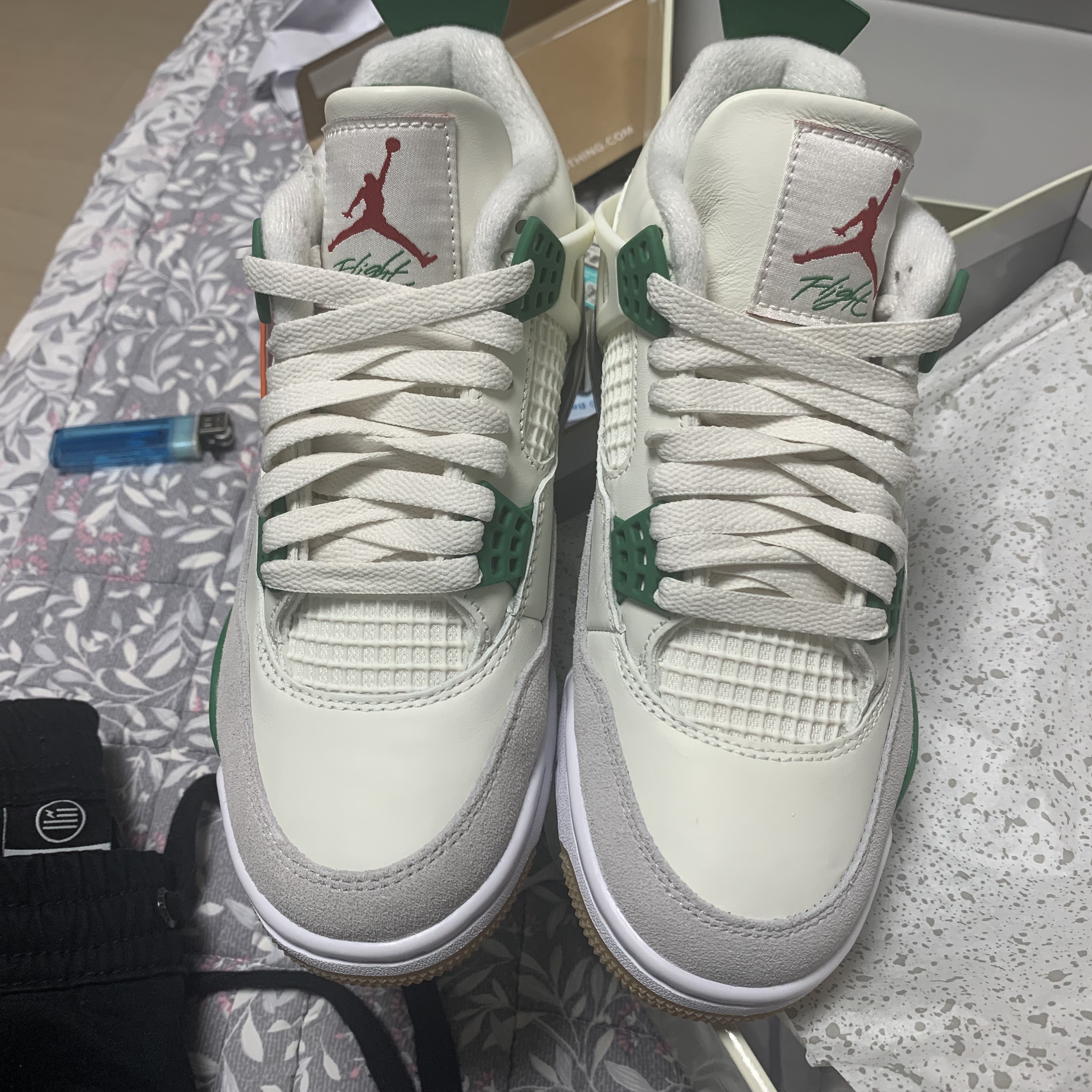 Jordan 4 x Nike SB Retro SP Pine Green 착용 스타일 - 2
