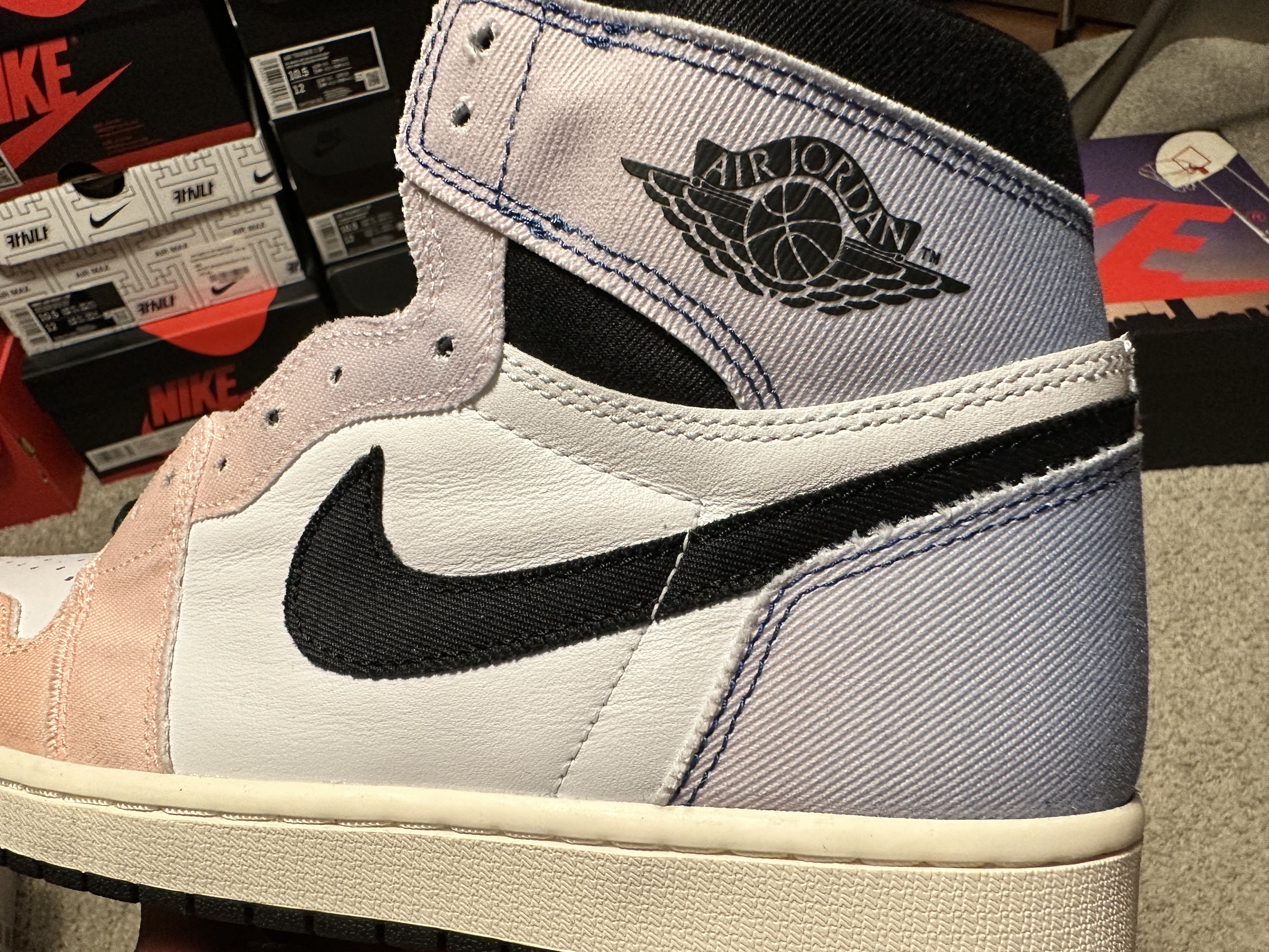 Jordan 1 Retro High OG Multi Color 착용 스타일 - 3