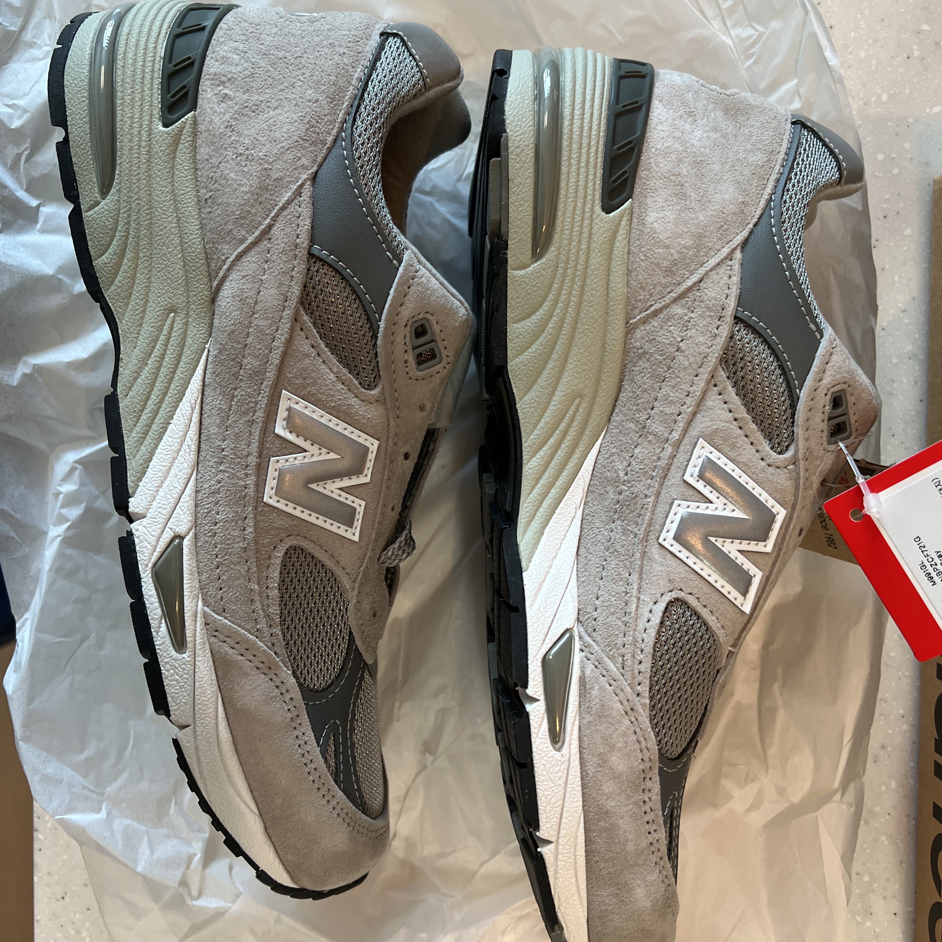 New Balance 991 Made in UK Grey 착용 스타일