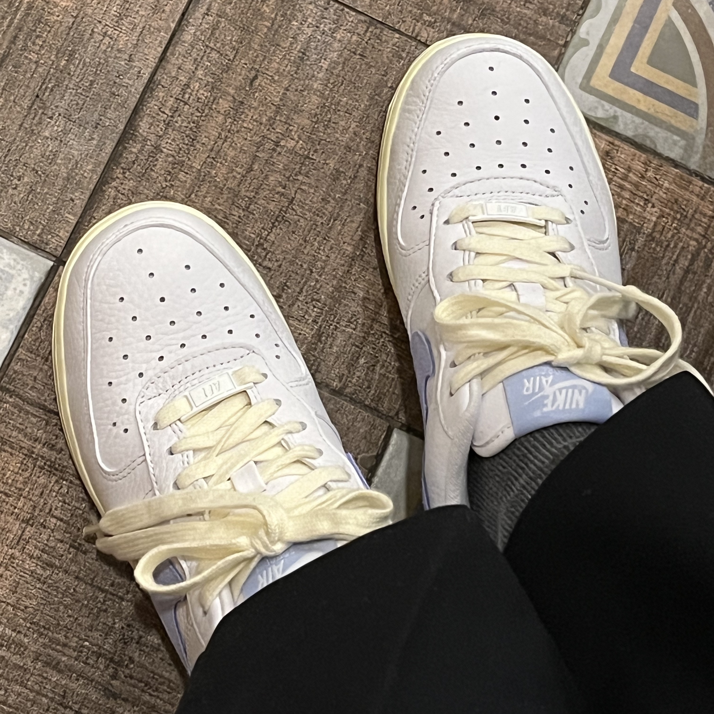 (W) Nike Air Force 1 '07 White Alabaster 착용 스타일