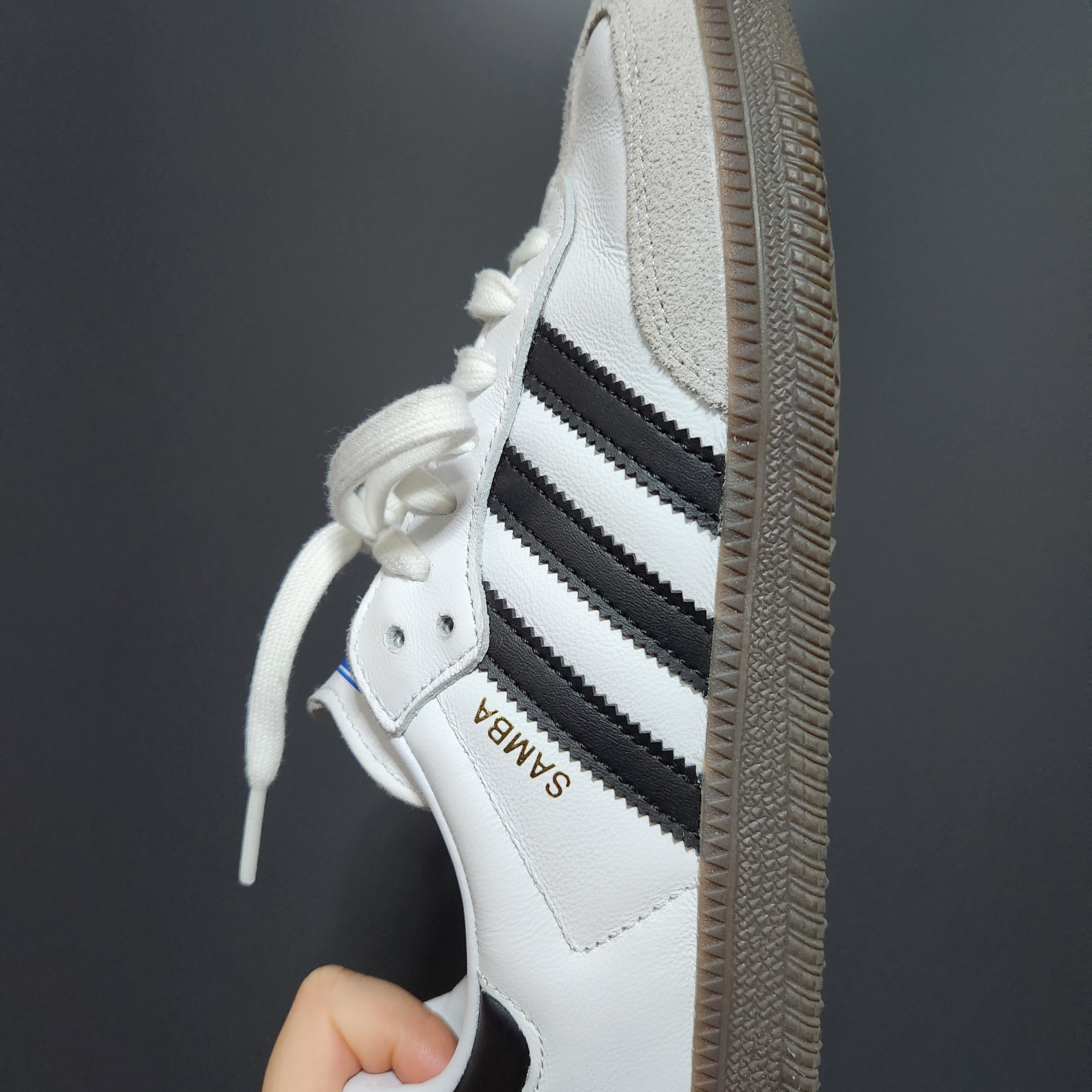 Adidas Samba OG Cloud White 착용 스타일