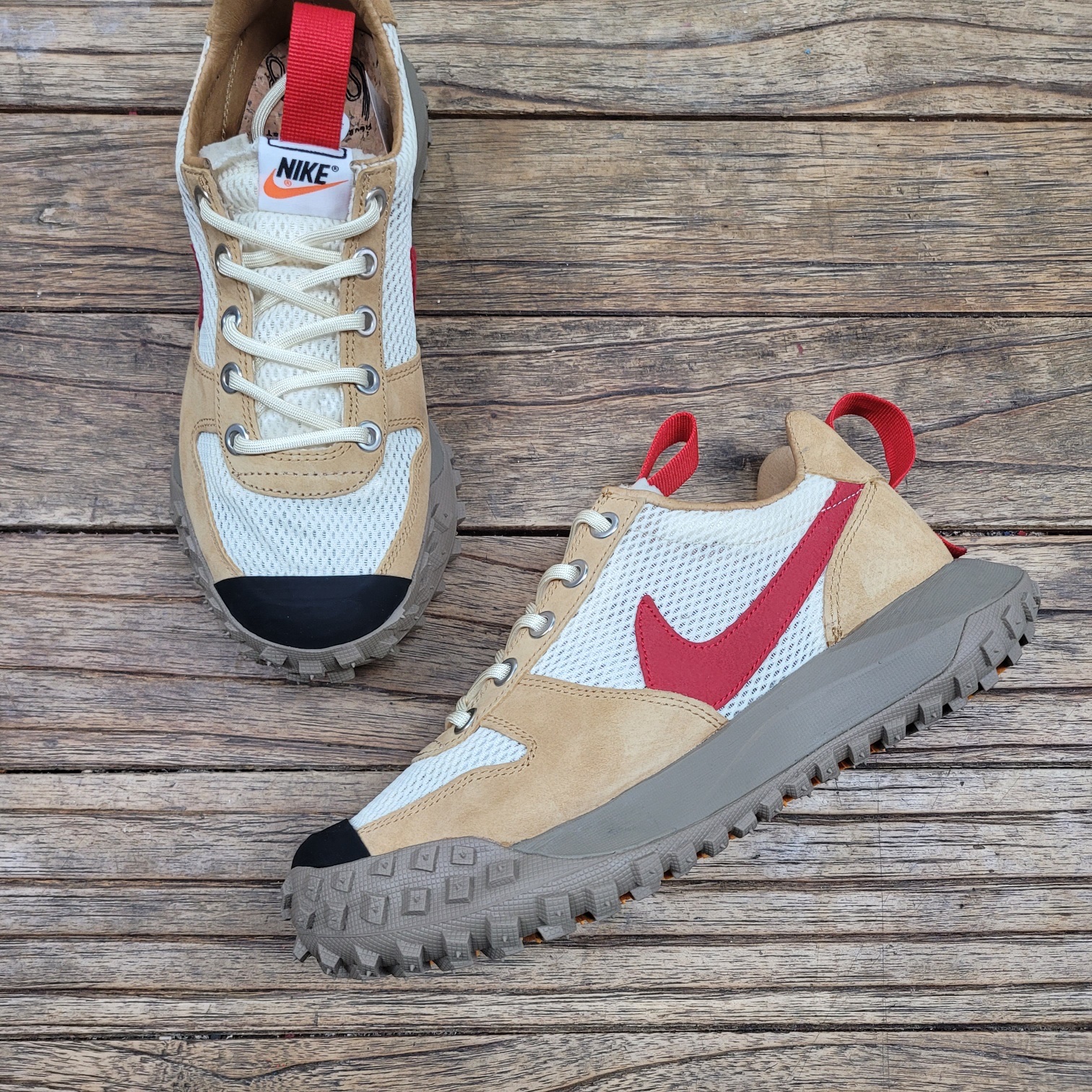 Nike x Tom Sachs Mars Yard Overshoe 3.0, Nike ACG Mountain Fly Low Fossil Stone 착용 스타일 - 1